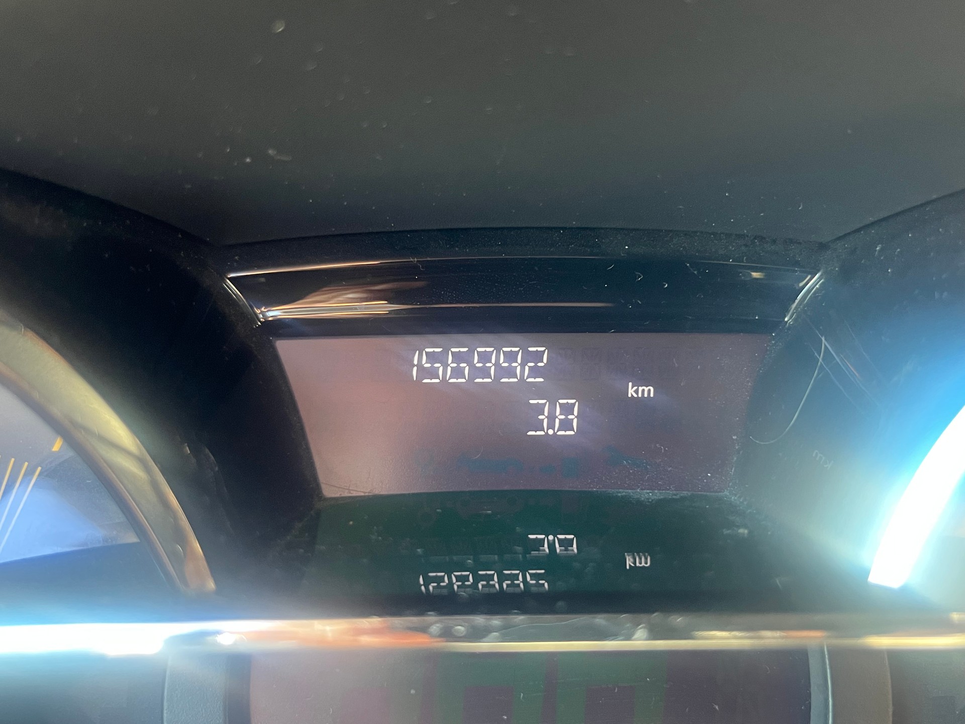 RENAULT Clio Grandtour 0.9 12V Swiss Edition-image-8