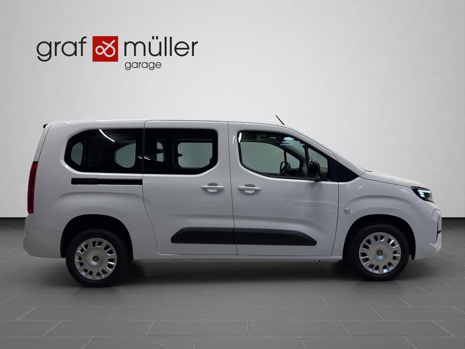 OPEL Combo XL 1.2 S/S-image-17