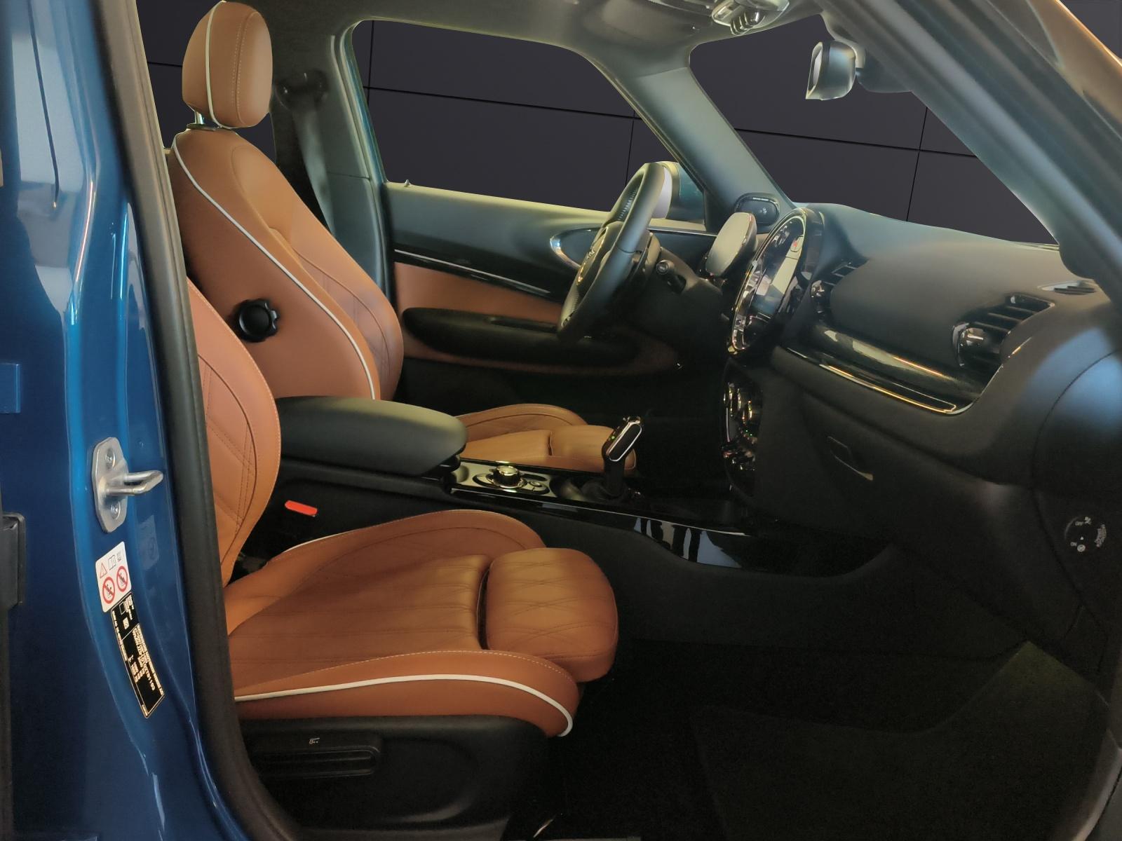 MINI Clubman F54 2.0i John Cooper Works ALL4-image-14