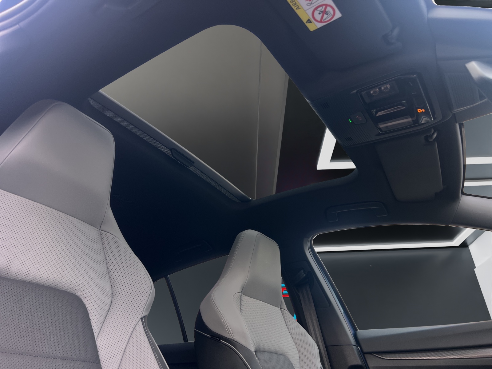 VW Golf 1.5 TSI PHEV GTE-image-14