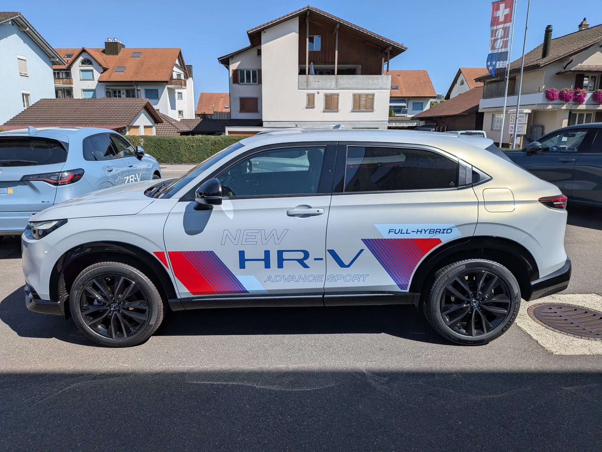 HONDA HR-V 1.5i-MMD Advance Sport CVT-image-2