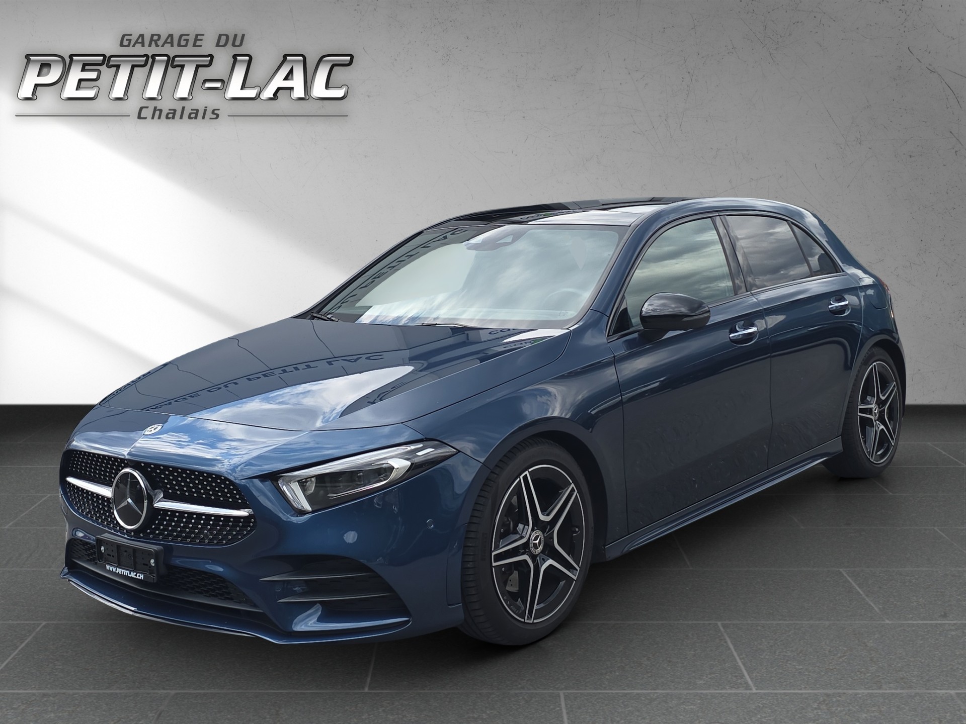MERCEDES-BENZ A 220 Progressive 7G-DCT 4Matic-image-7