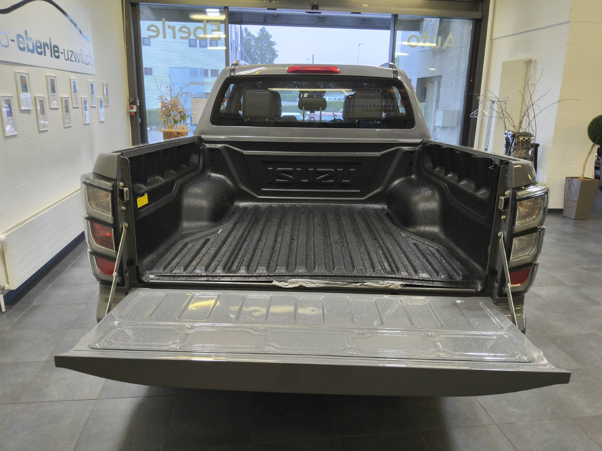ISUZU D-Max Crew Pick-up 2.2 DDi Nitro Sport 4x4-image-6