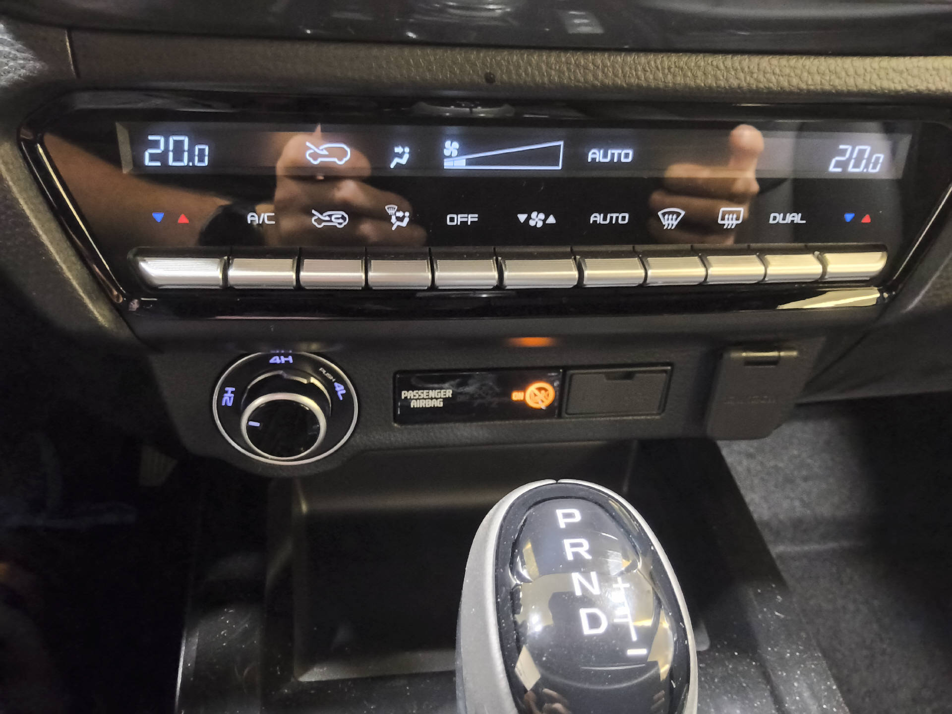 ISUZU D-Max Crew Pick-up 2.2 DDi Nitro Sport 4x4-image-19