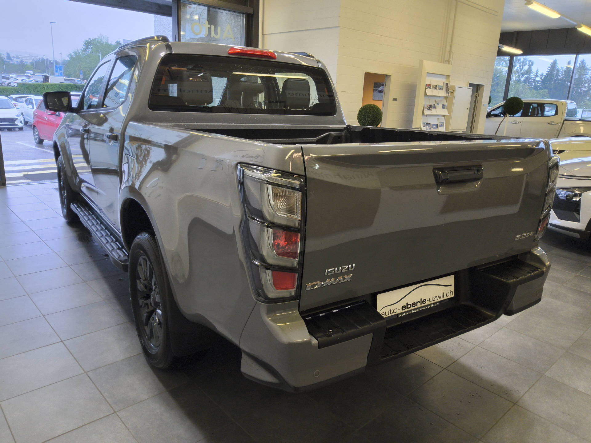 ISUZU D-Max Crew Pick-up 2.2 DDi Nitro Sport 4x4-image-4