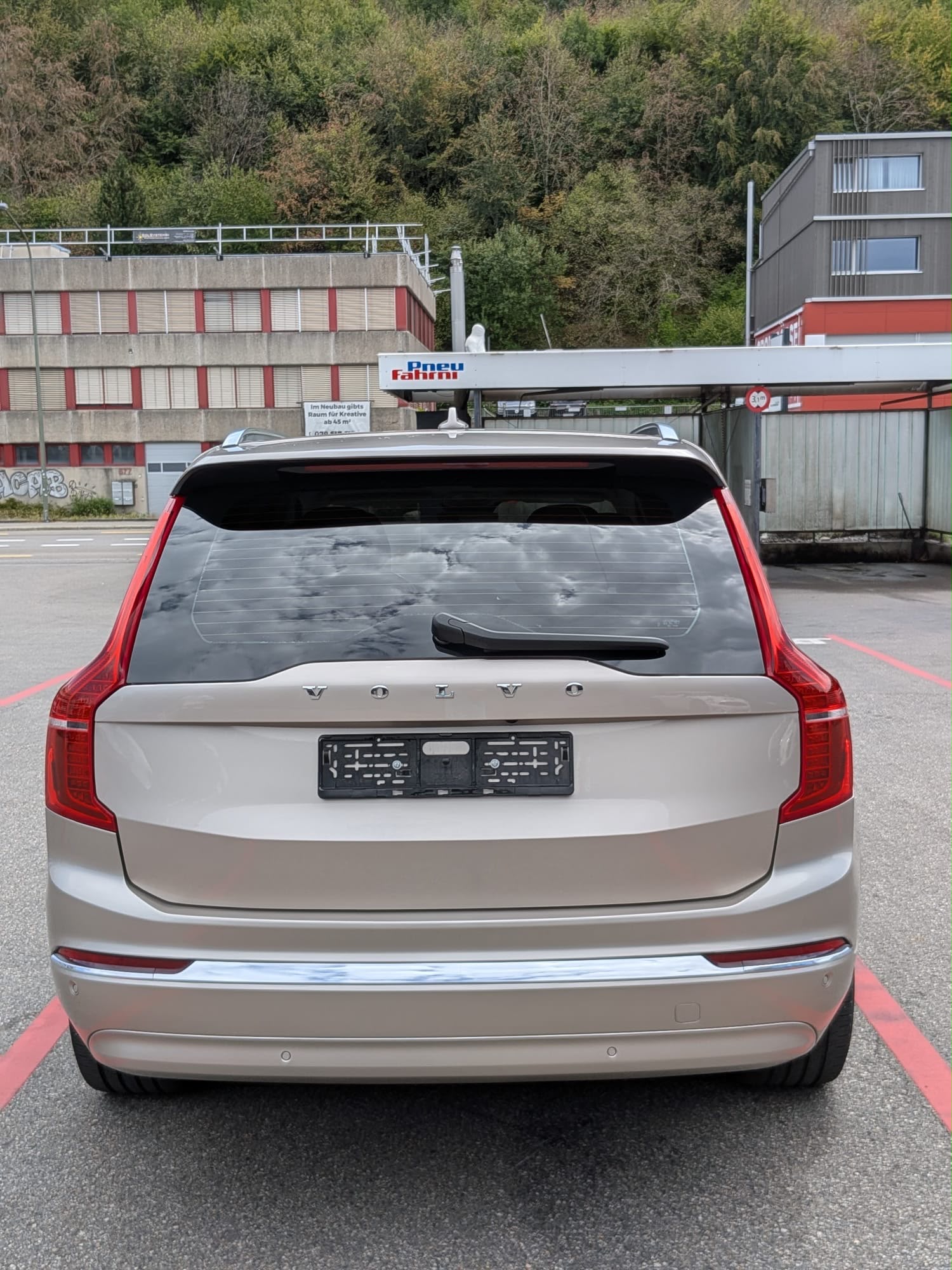 VOLVO XC90 T8 eAWD PluginHybrid Plus Bright Geartronic-image-4