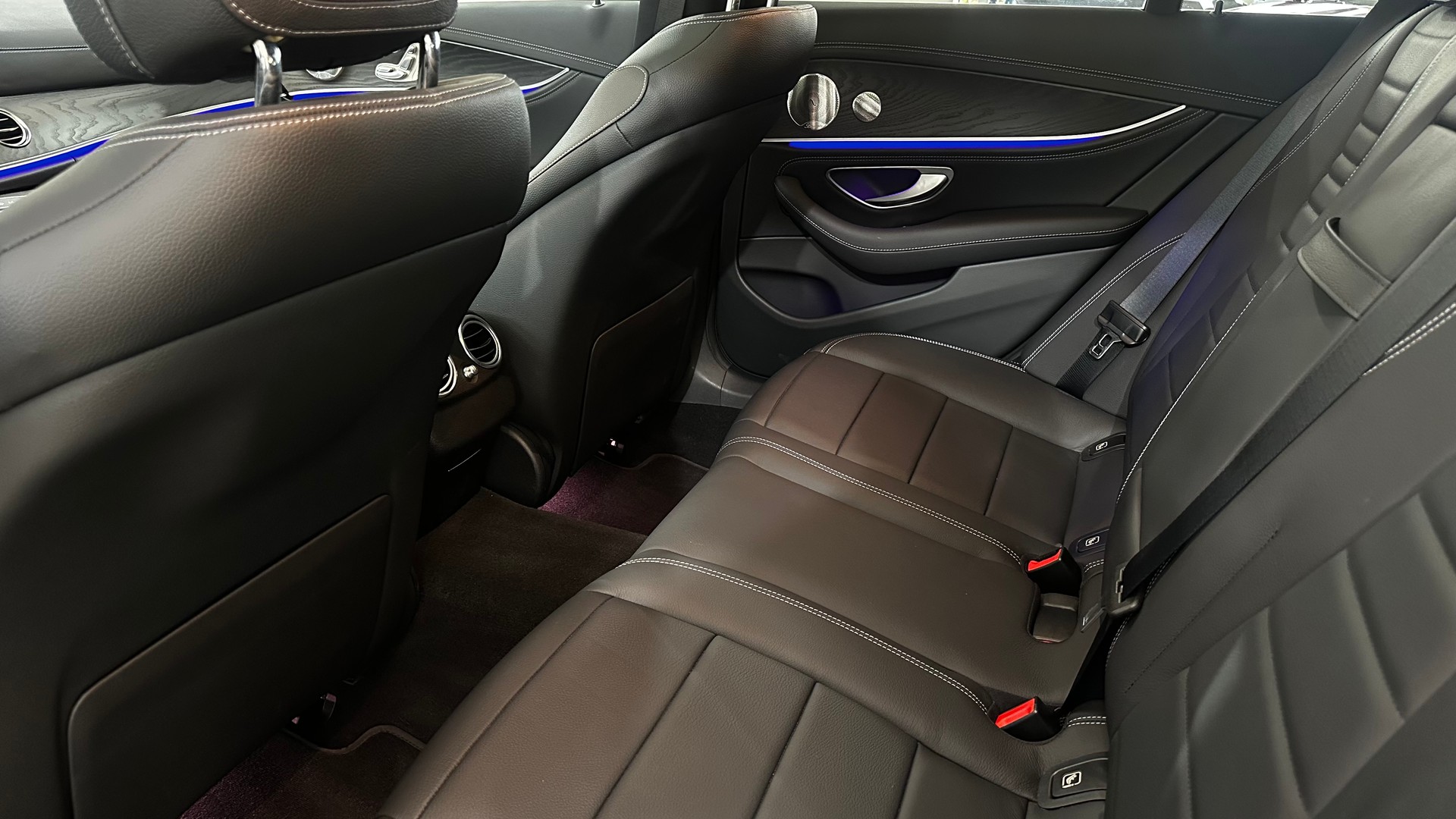 MERCEDES-BENZ E-CLASS S213 Kombi E 300 de A-image-5