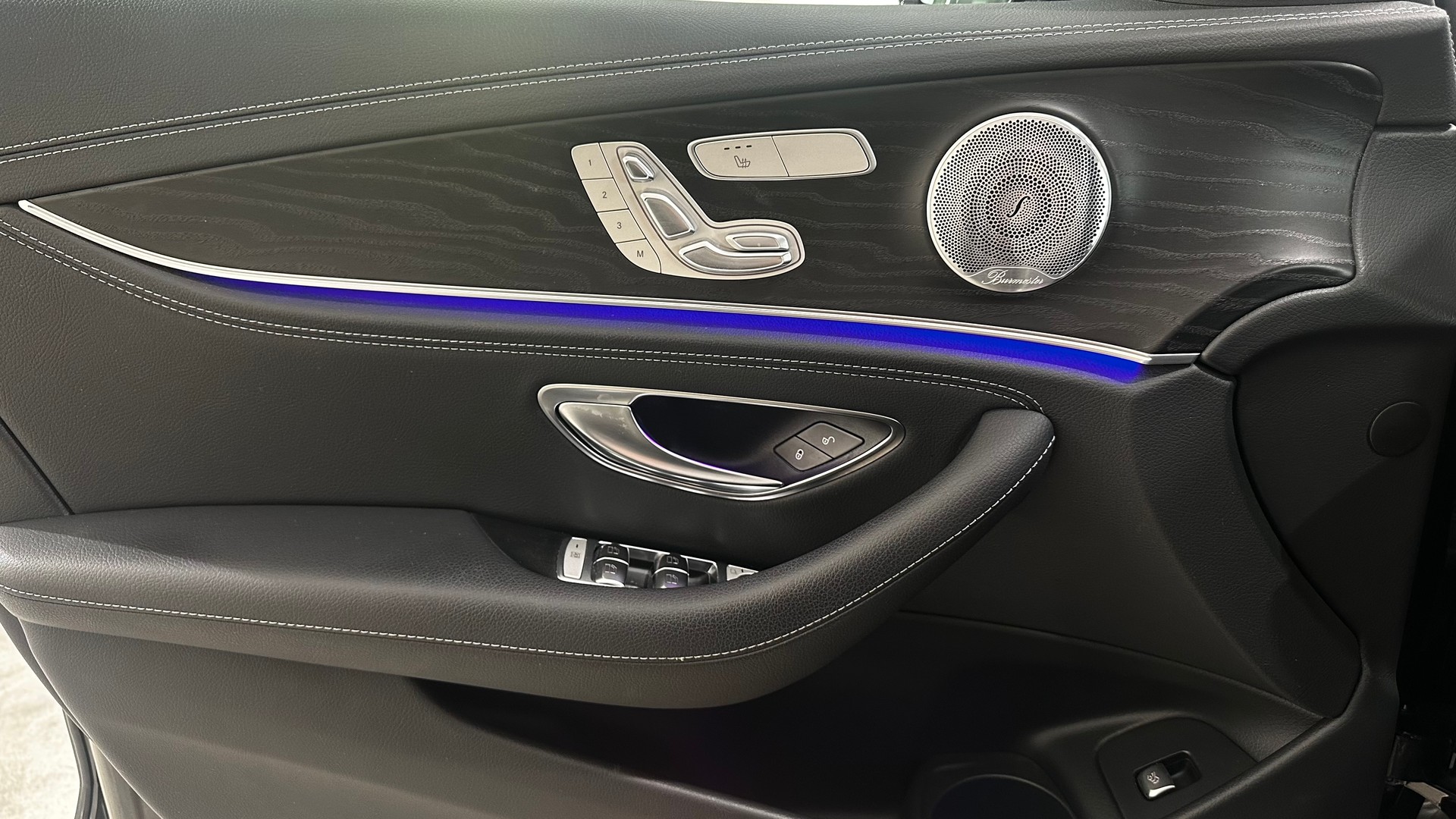 MERCEDES-BENZ E-CLASS S213 Kombi E 300 de A-image-10