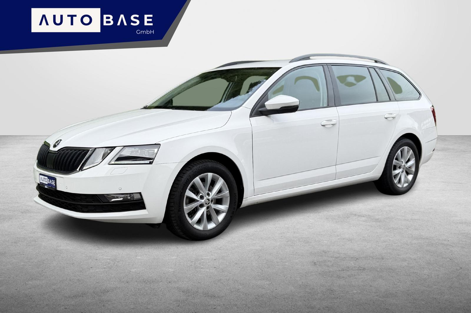 SKODA Octavia Combi 1.5 TSI Ambition-image-0