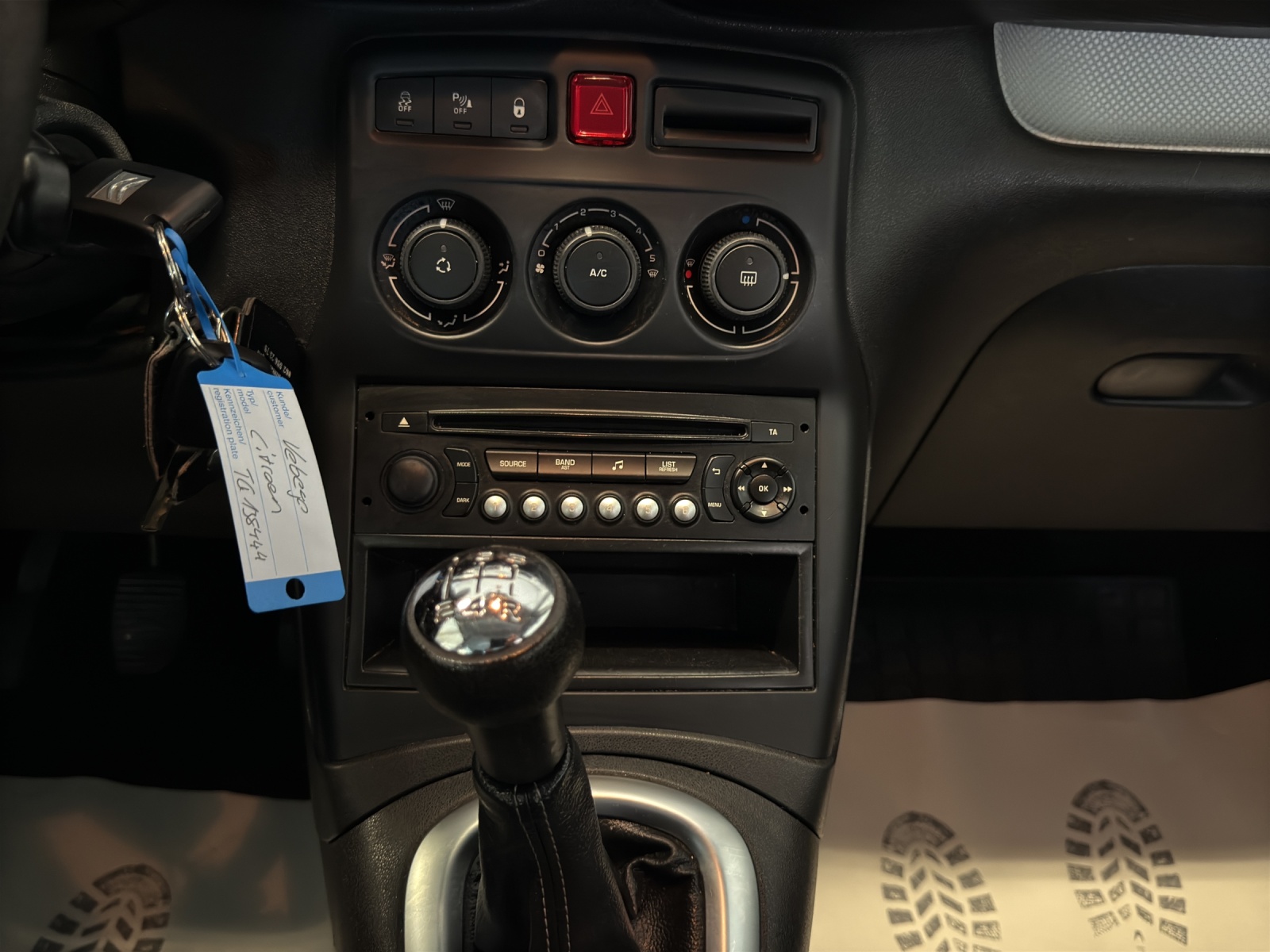 CITROEN C3 Picasso 1.2 Pure Tech Séduction-image-9