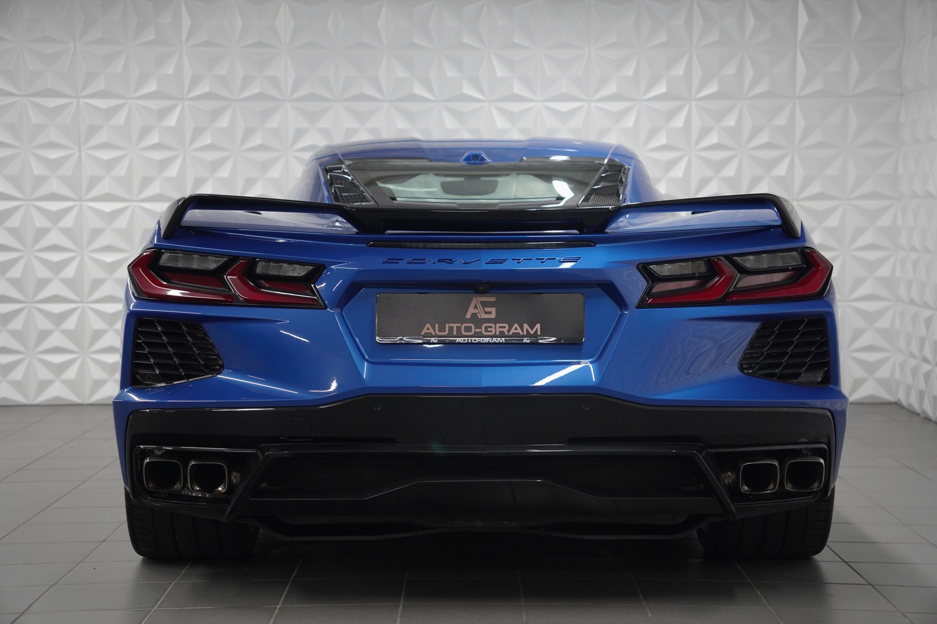 CHEVROLET Corvette Convertible Stingray 3LT Automatic-showroom-element-3