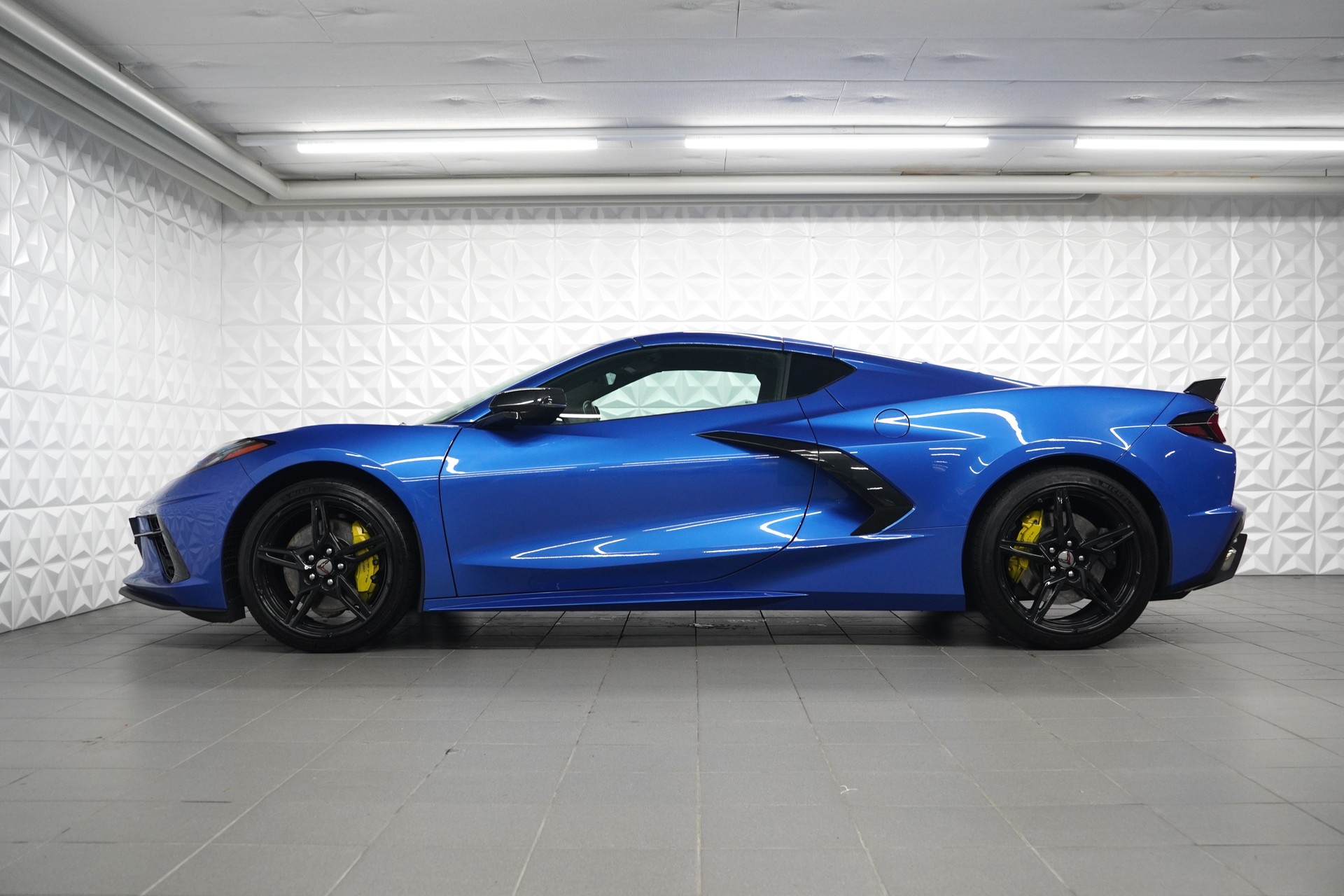 CHEVROLET Corvette Convertible Stingray 3LT Automatic-image-5