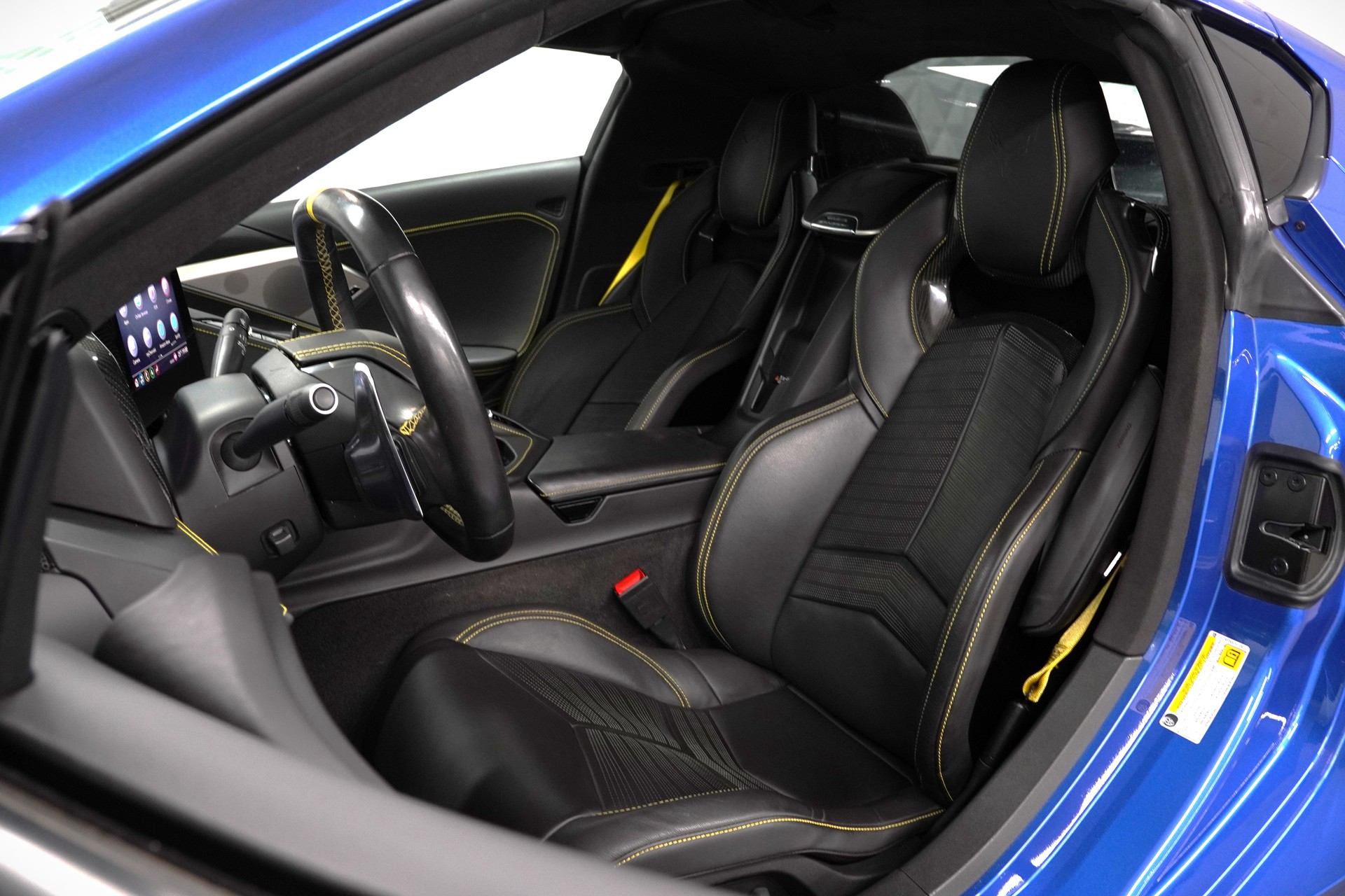 CHEVROLET Corvette Convertible Stingray 3LT Automatic-image-10
