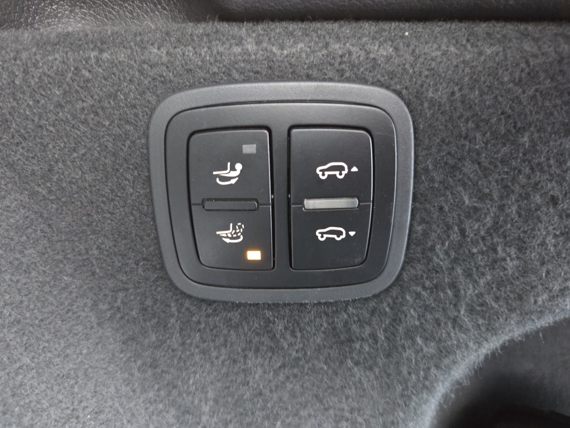 PORSCHE Macan Turbo PDK-image-19