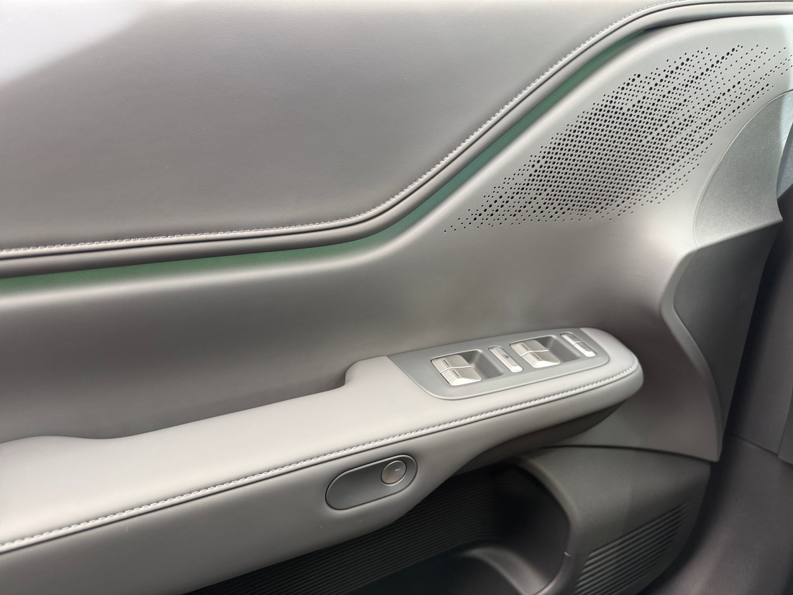 XPENG G6 Performance AWD mit AHK-image-10