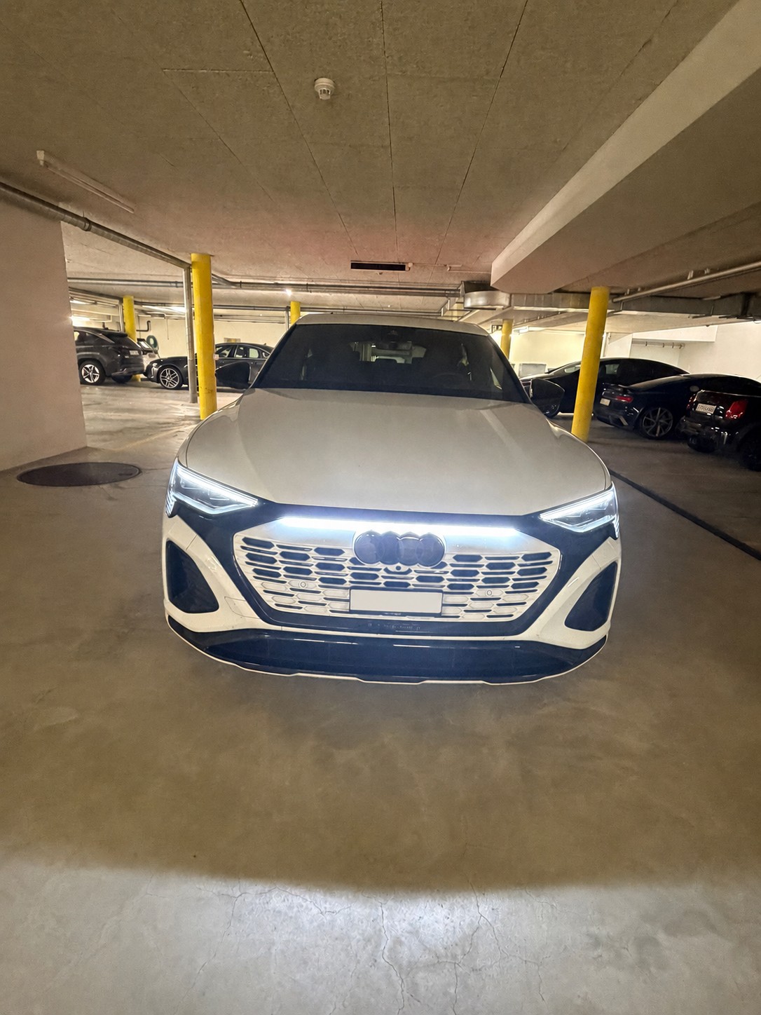 AUDI 50 S Line quattro
