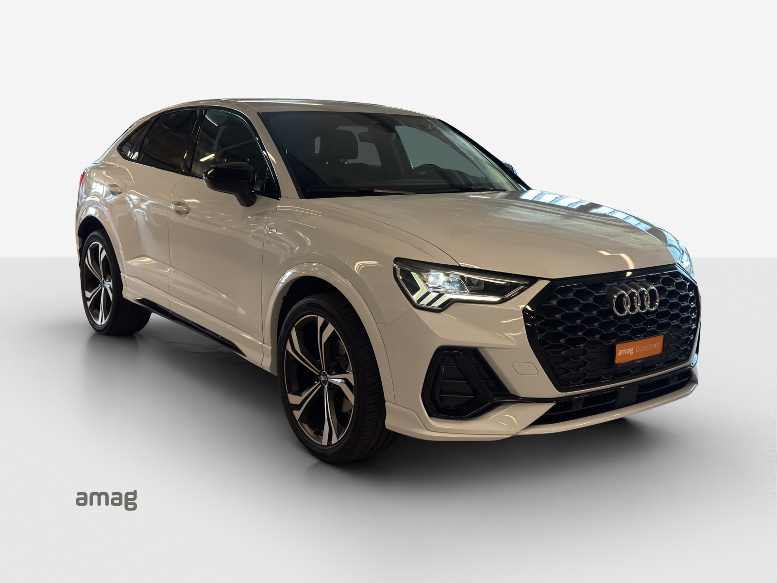 AUDI Q3 Sportback 35 TFSI S line Attraction S-tronic-image-5