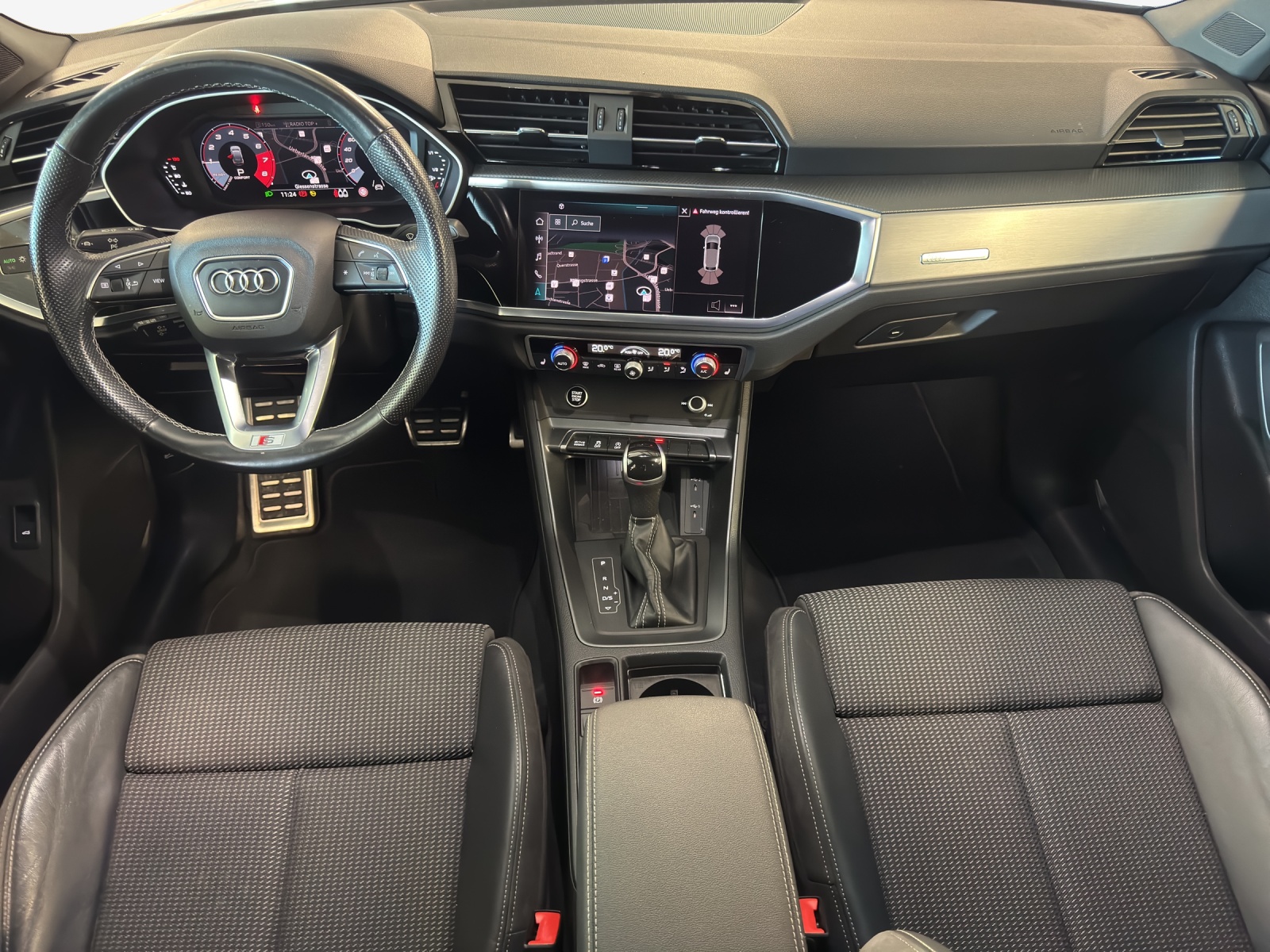 AUDI Q3 Sportback 35 TFSI S line Attraction S-tronic-image-8