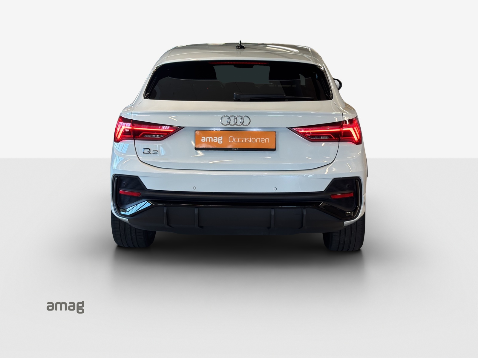 AUDI Q3 Sportback 35 TFSI S line Attraction S-tronic-image-3