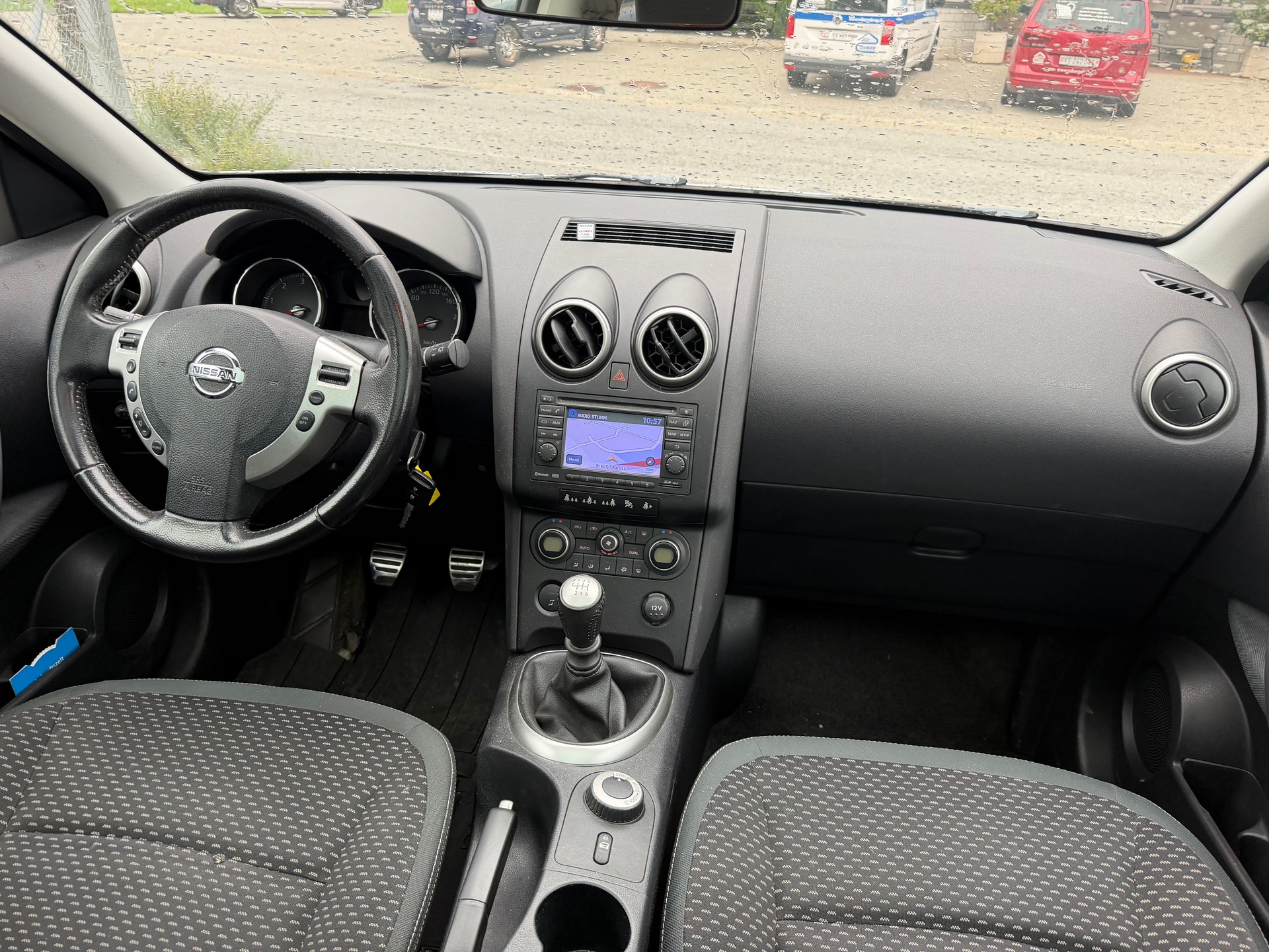 NISSAN Qashqai 2.0 dCi 4WD tekna-image-6