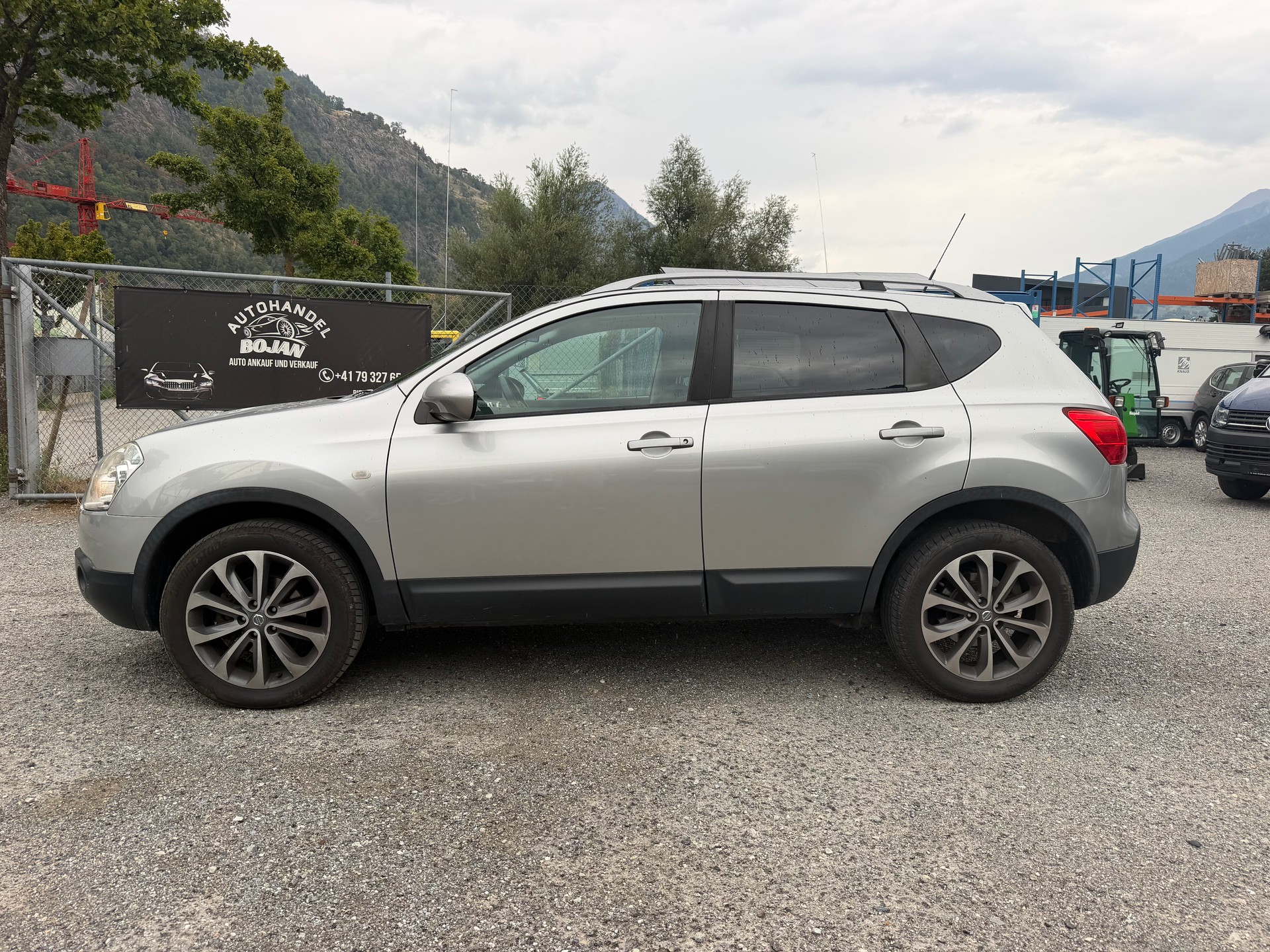 NISSAN Qashqai 2.0 dCi 4WD tekna-image-1