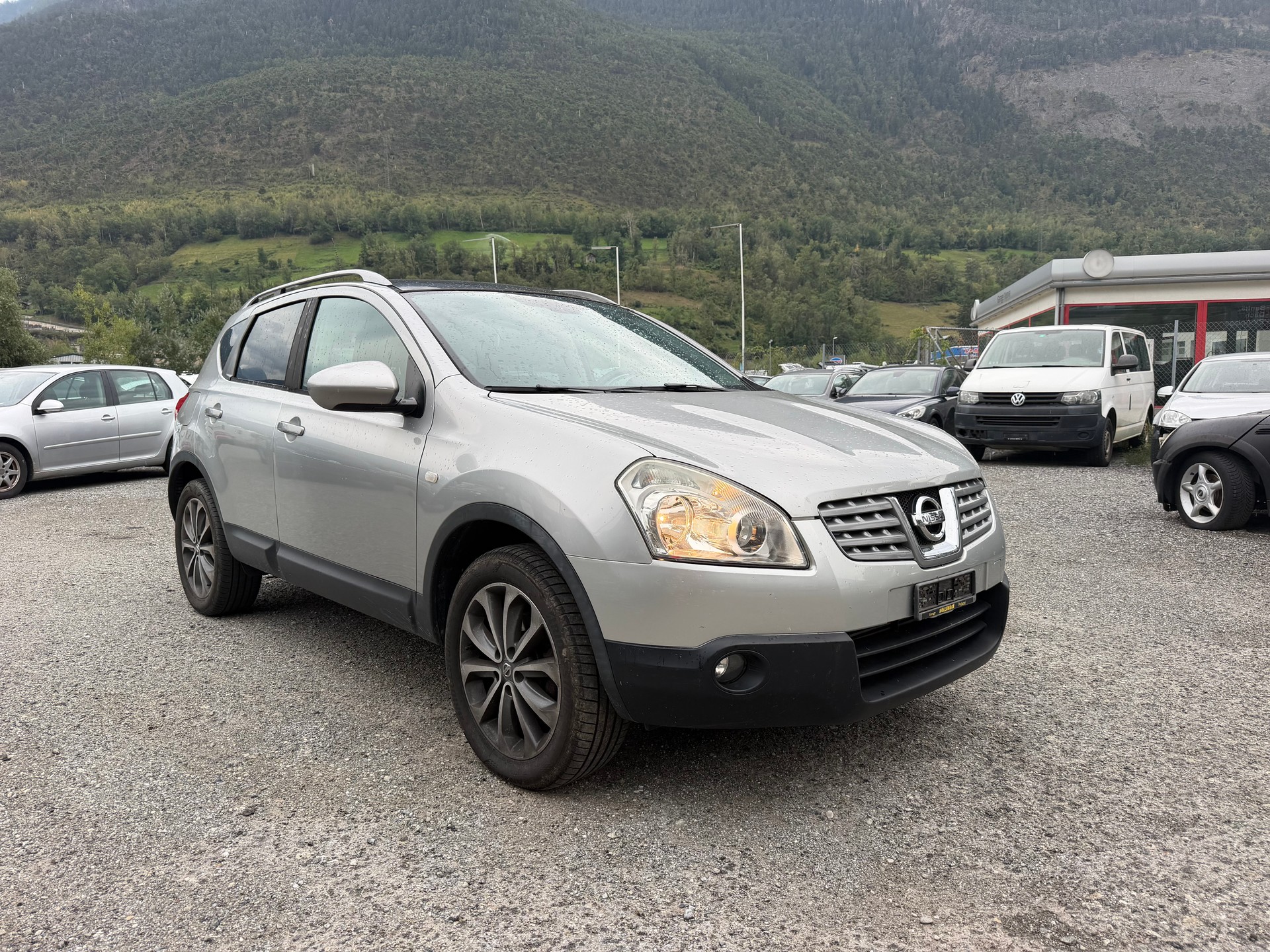 NISSAN Qashqai 2.0 dCi 4WD tekna-image-3