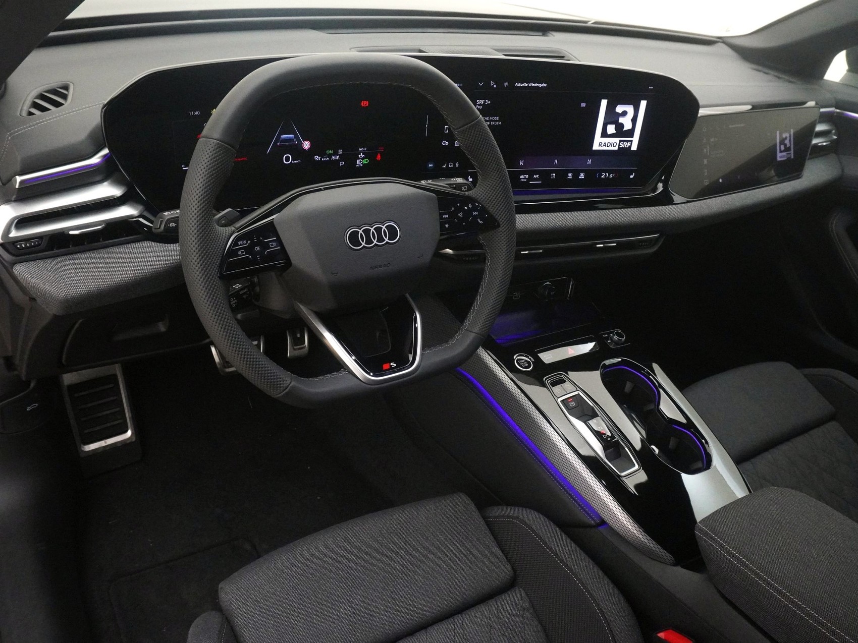 AUDI A5 Avant 2.0 40 TDI S line quattro S-Tronic-image-10