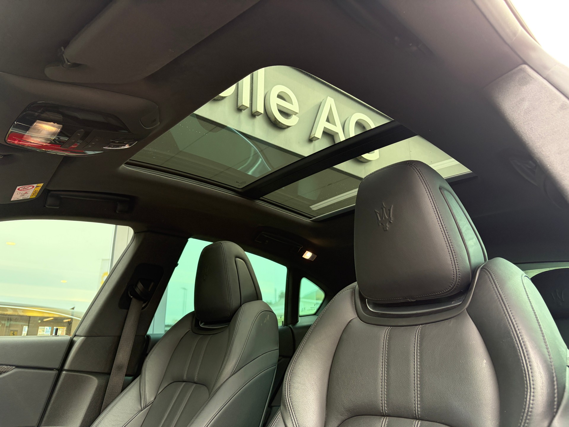MASERATI Levante S 3.0V6 GranSport-image-9