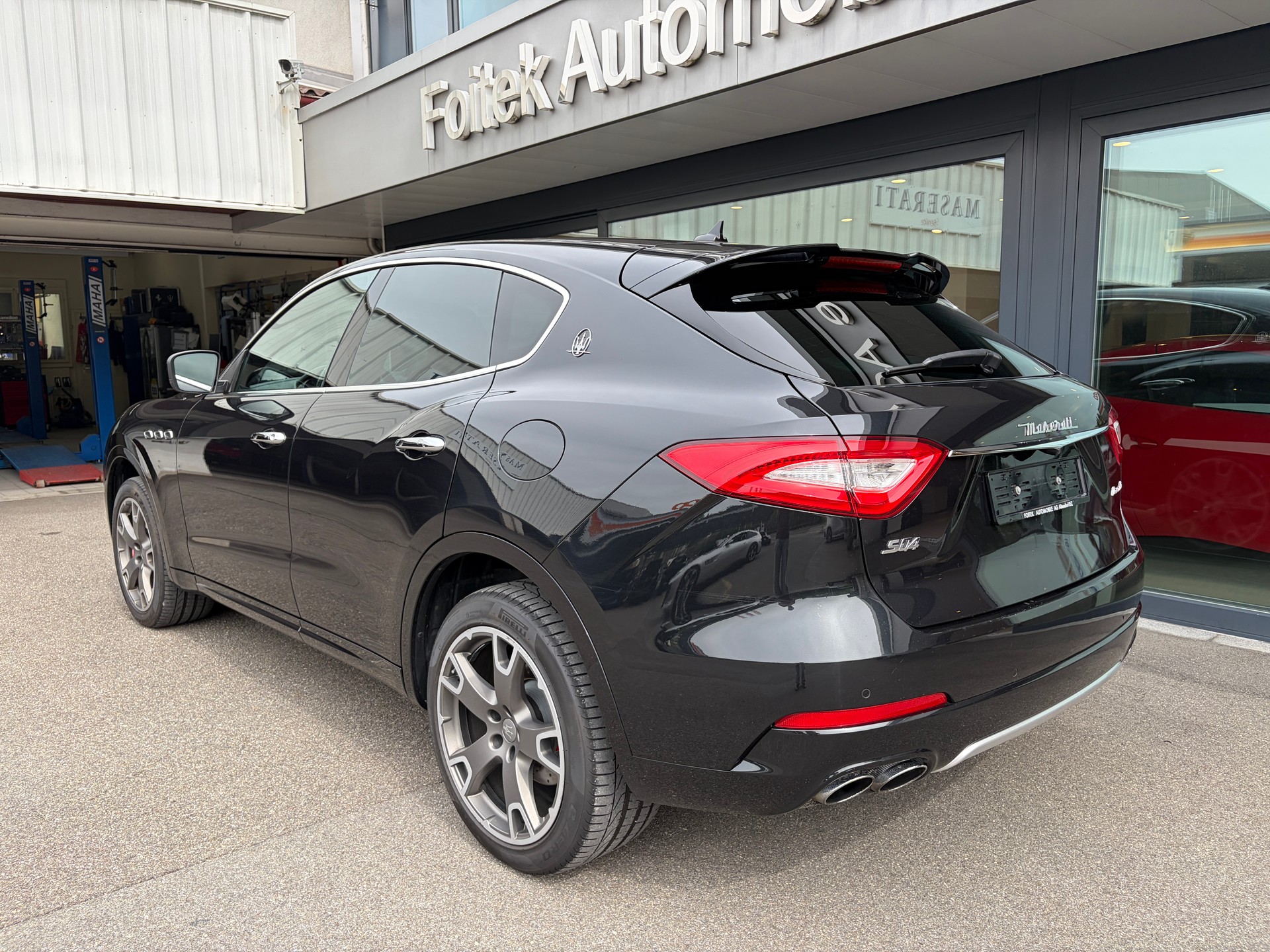 MASERATI Levante S 3.0V6 GranSport-image-11