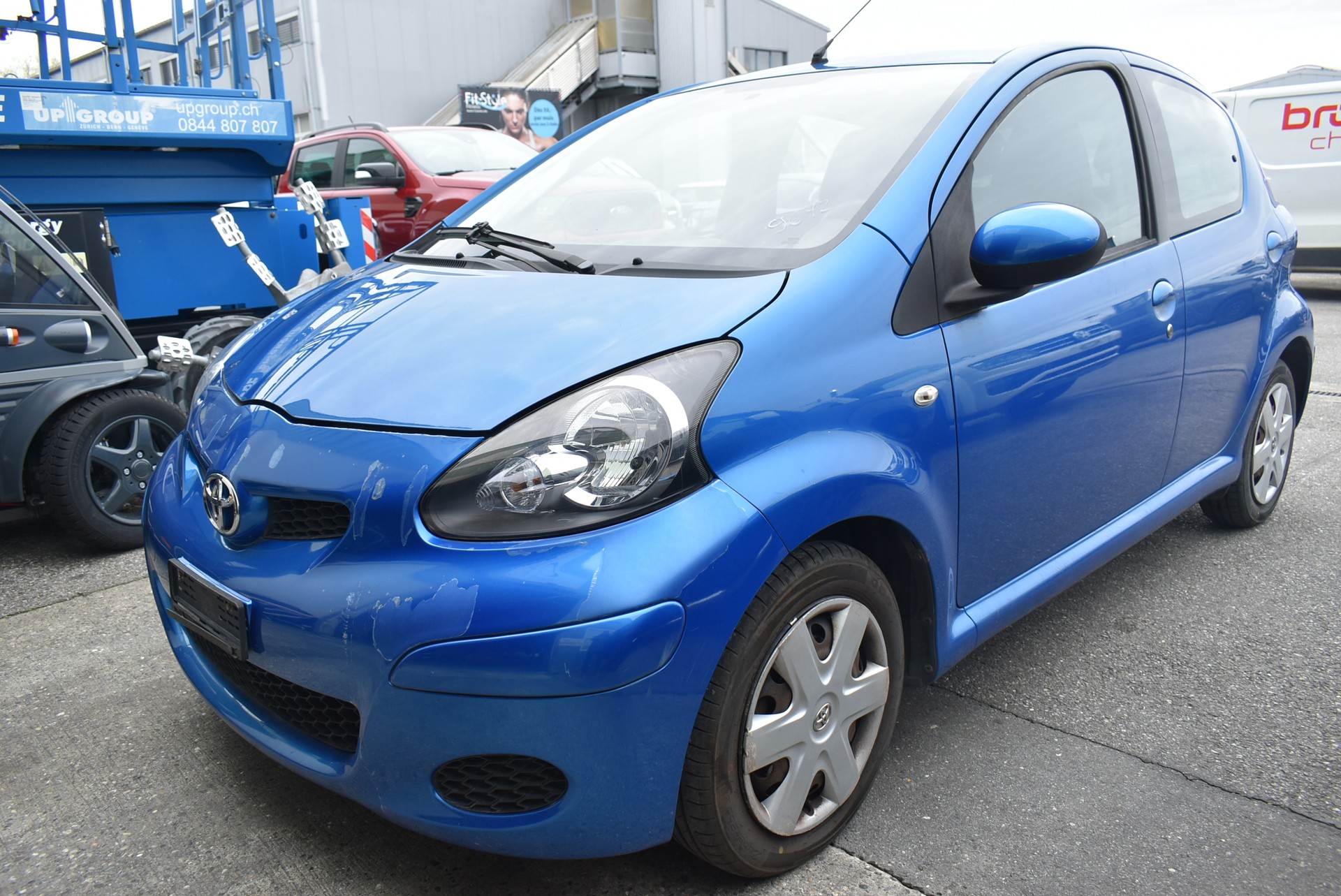TOYOTA Aygo 1.0 Linea Terra-image-0