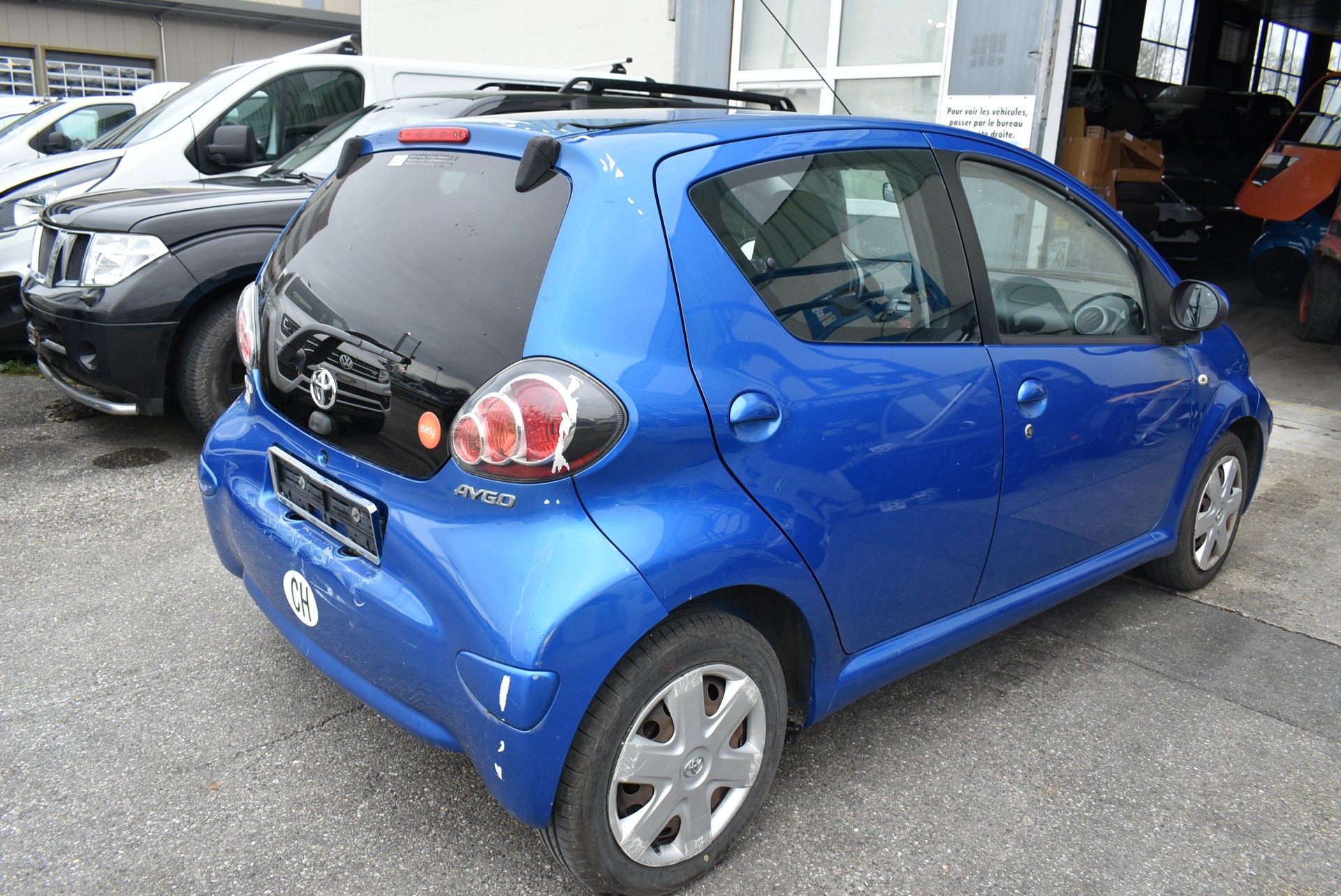 TOYOTA Aygo 1.0 Linea Terra-image-5