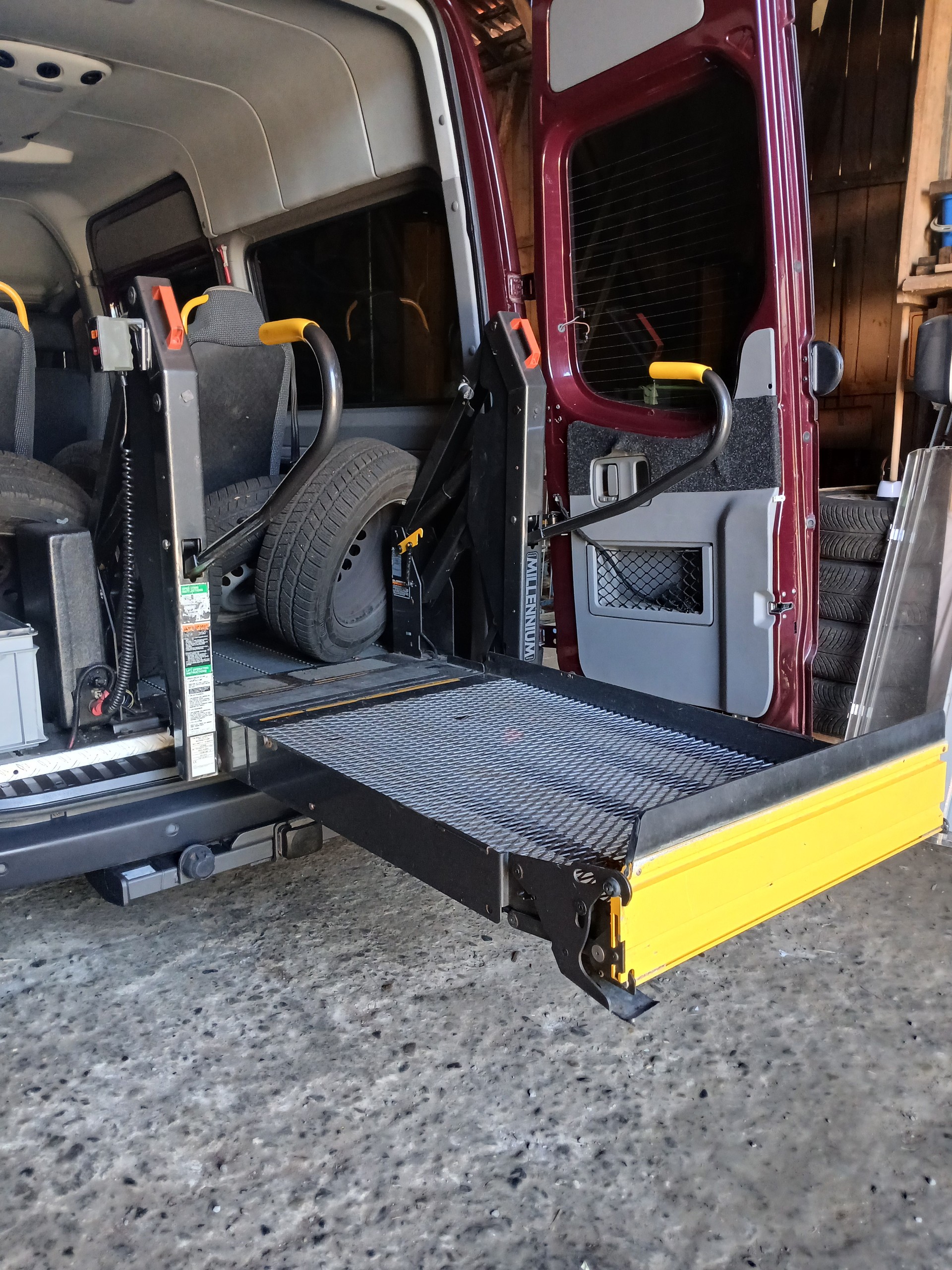 MERCEDES-BENZ Sprinter 313 CDI Standard-image-4