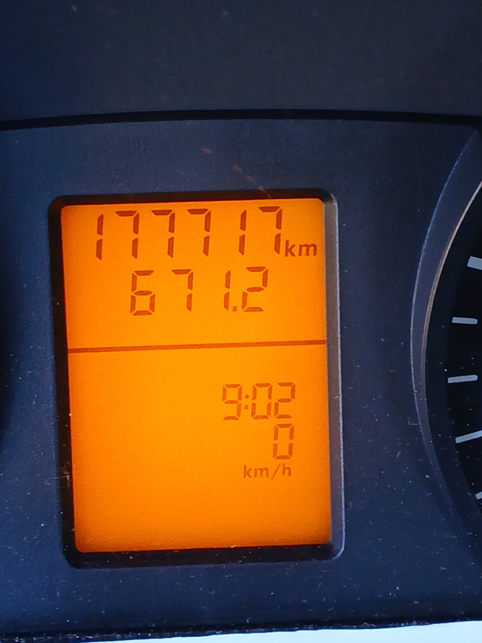 MERCEDES-BENZ Sprinter 313 CDI Standard-image-12