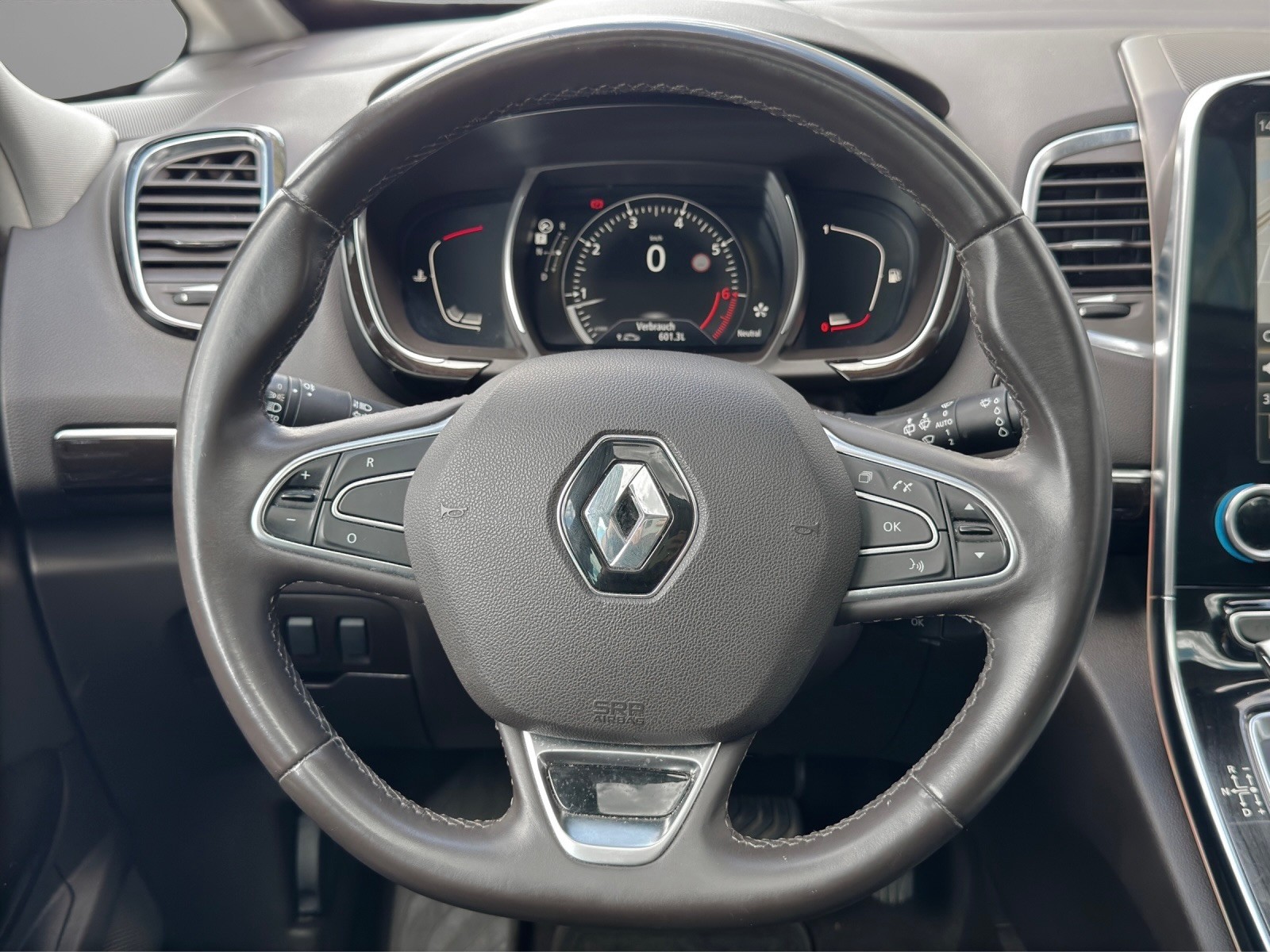 RENAULT Espace 1.6 TCe Intens EDC *7-Plätzer*-image-9