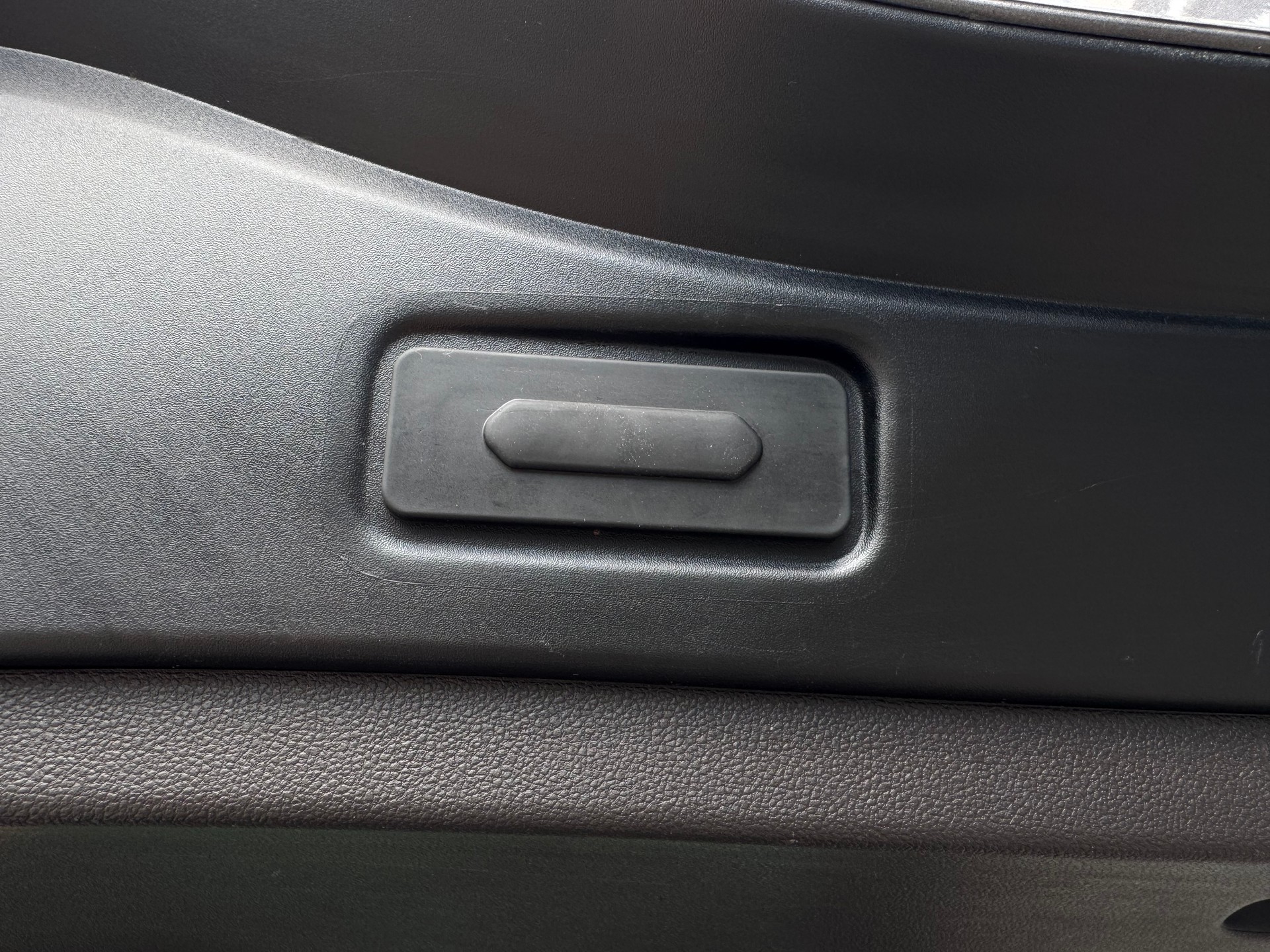 RENAULT Espace 1.6 TCe Intens EDC *7-Plätzer*-image-20