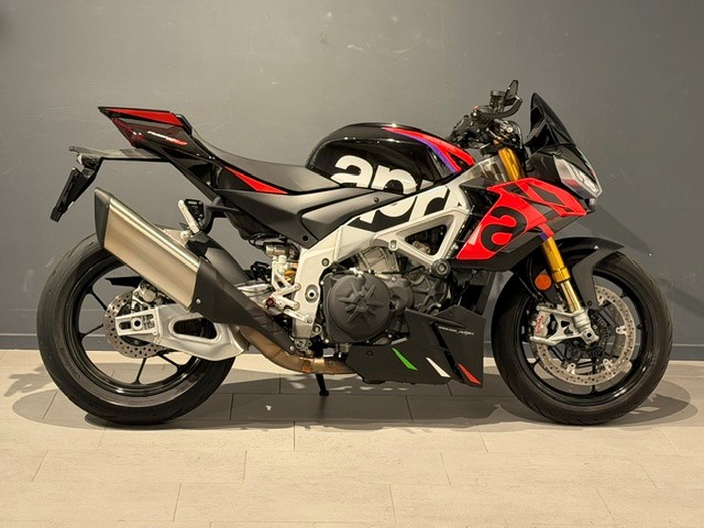 APRILIA Tuono V4 1100 Factory