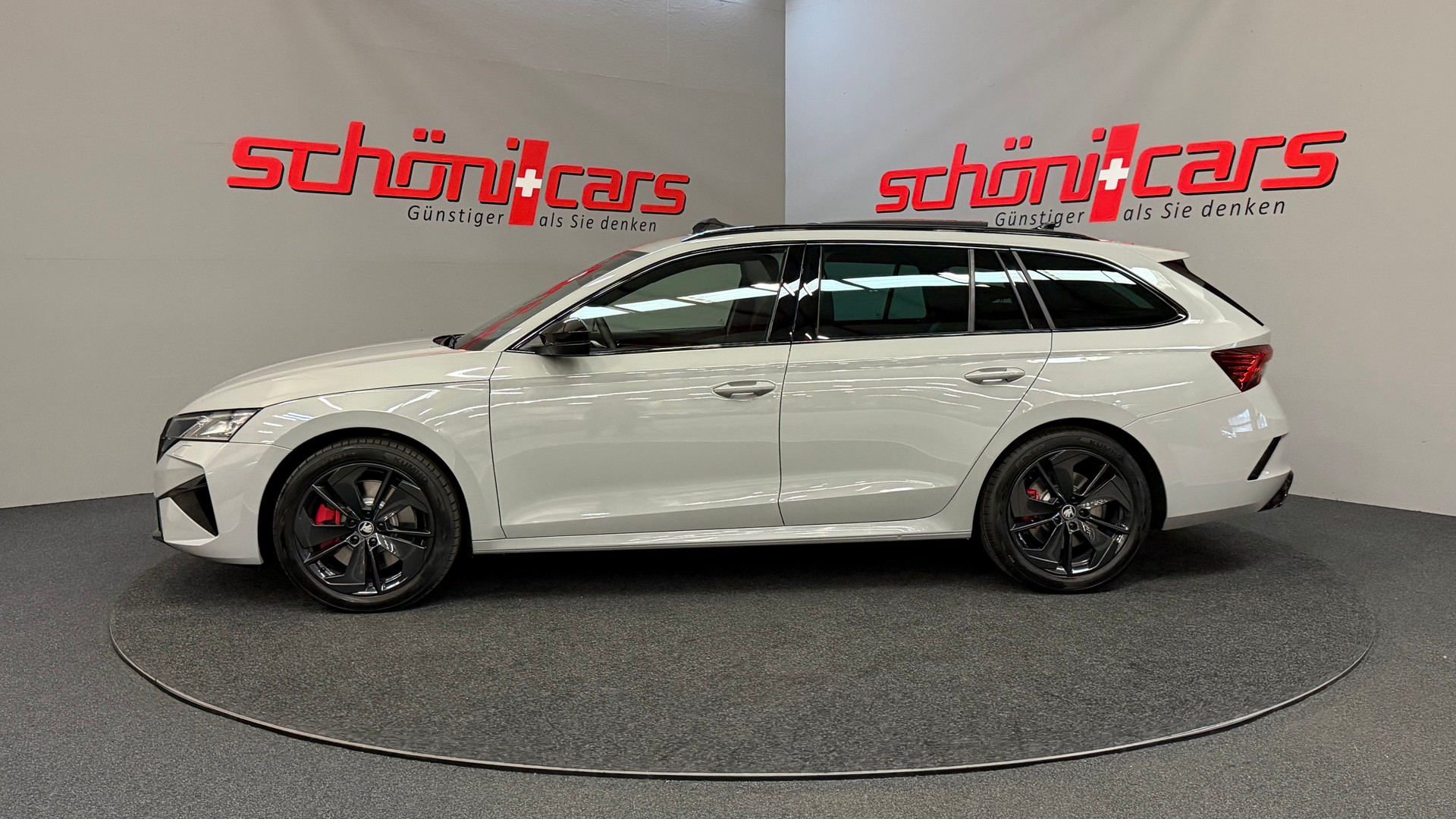 SKODA Octavia Combi 2.0 TSI DSG RS-showroom-element-2