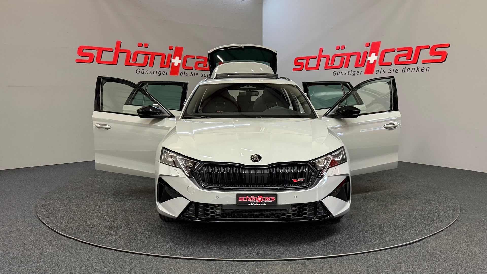 SKODA Octavia Combi 2.0 TSI DSG RS-image-9