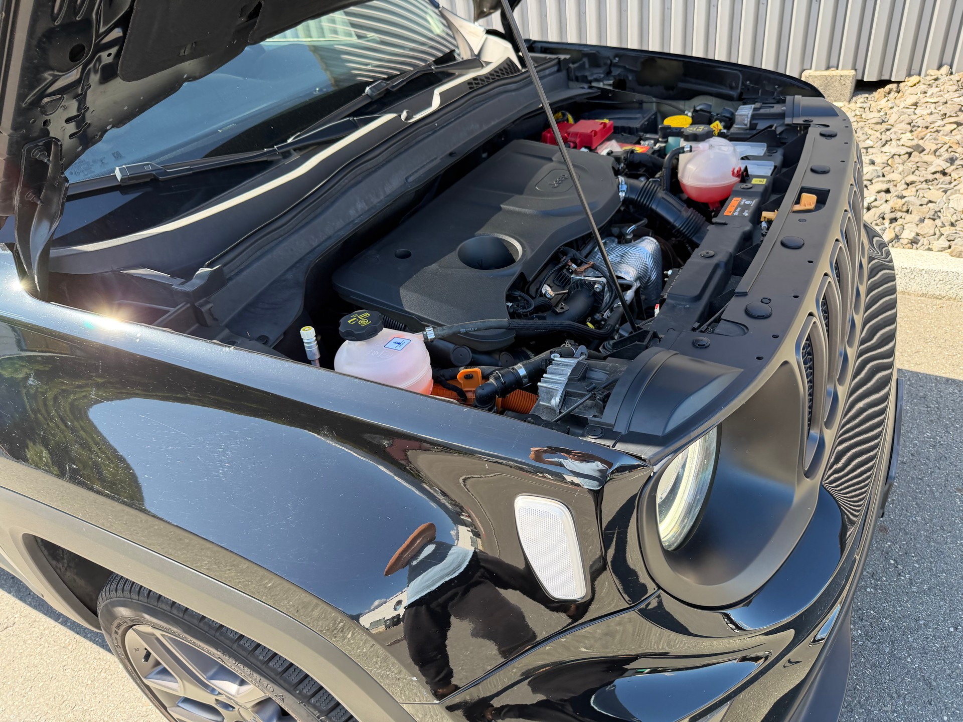 JEEP Renegade 1.3 T PHEV S AWD-image-37