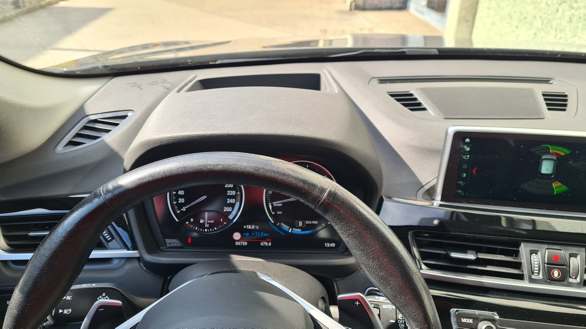 BMW 18d xDrive-image-2