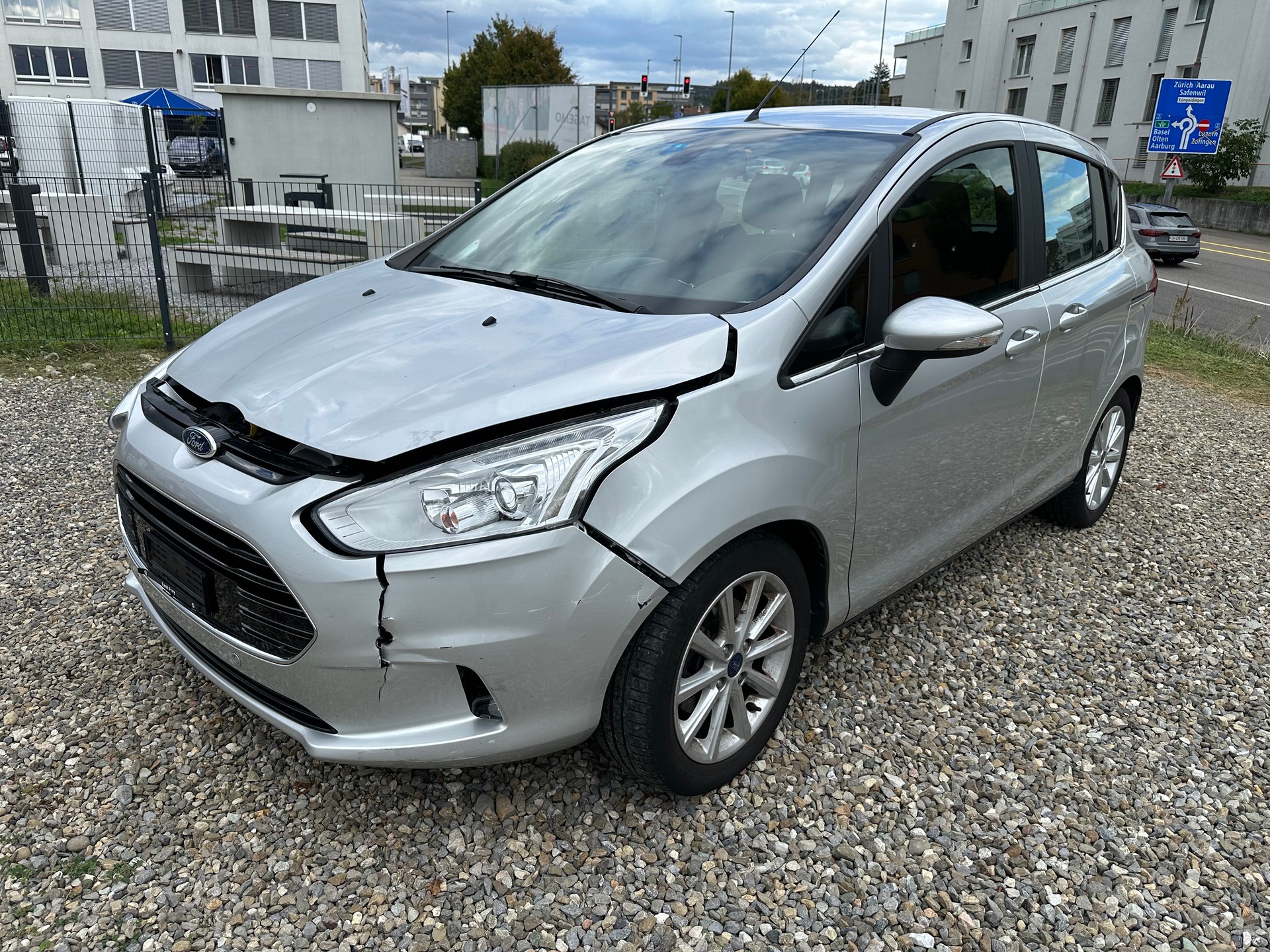 FORD B-Max 1.6 Ti-VCT Freetech PowerShift-image-1