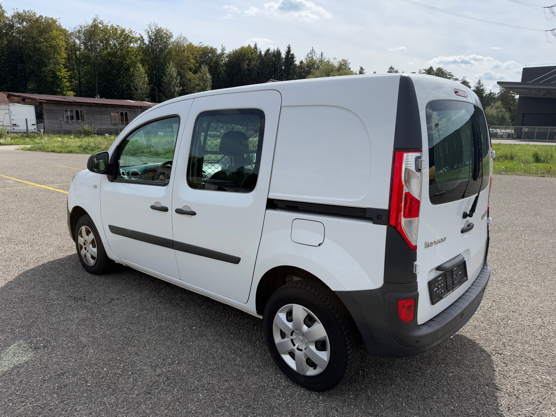 RENAULT Kangoo Medium TCe 115 Business A-image-3