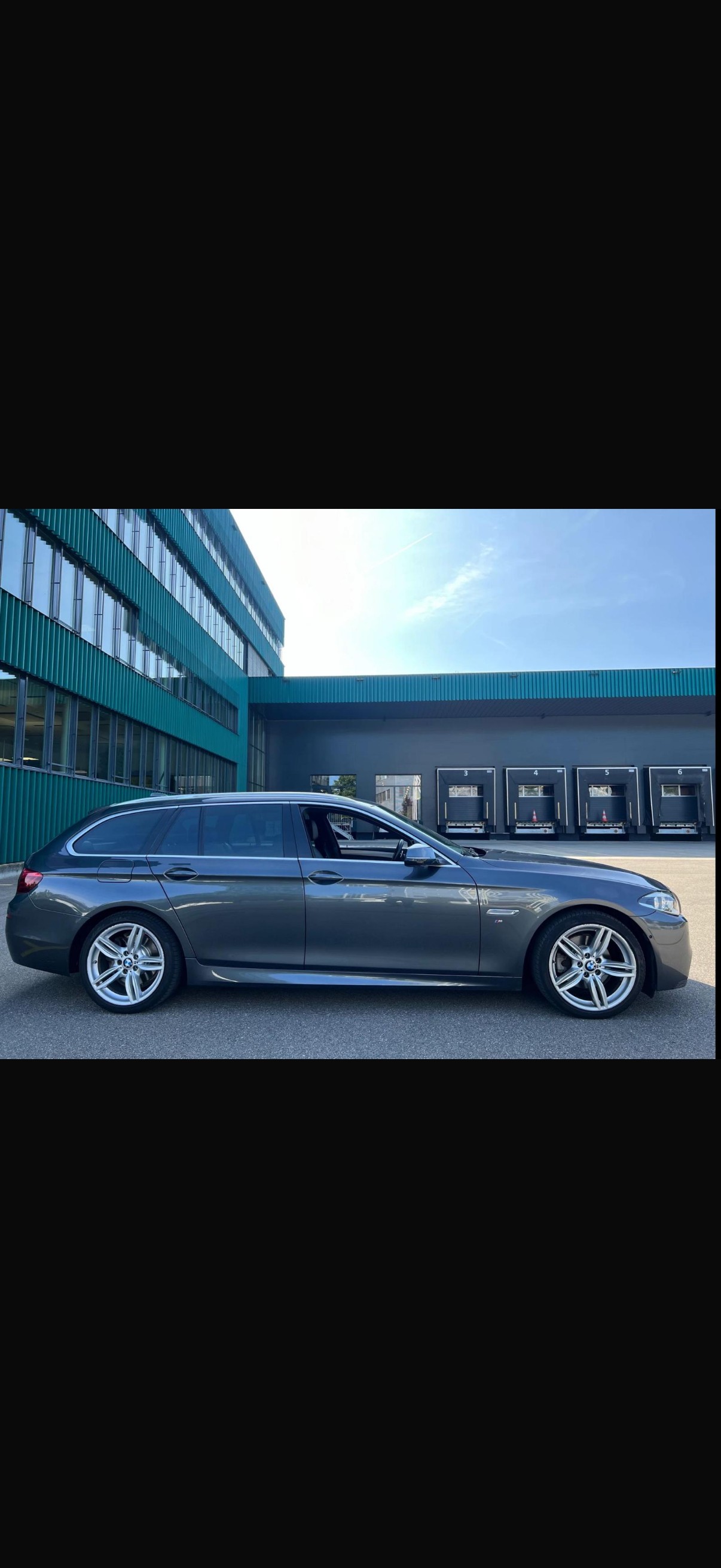BMW 520d Touring xDrive Luxury Line Steptronic-image-5