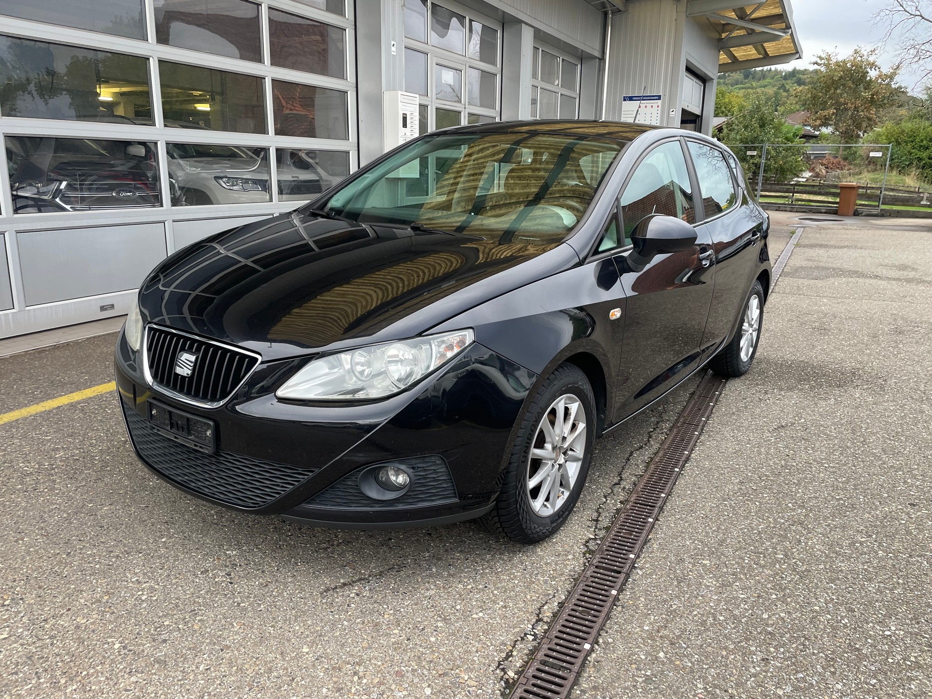 SEAT Ibiza 1.4 Style-image-0