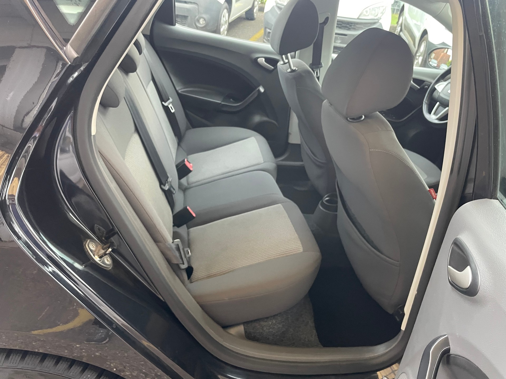 SEAT Ibiza 1.4 Style-image-12