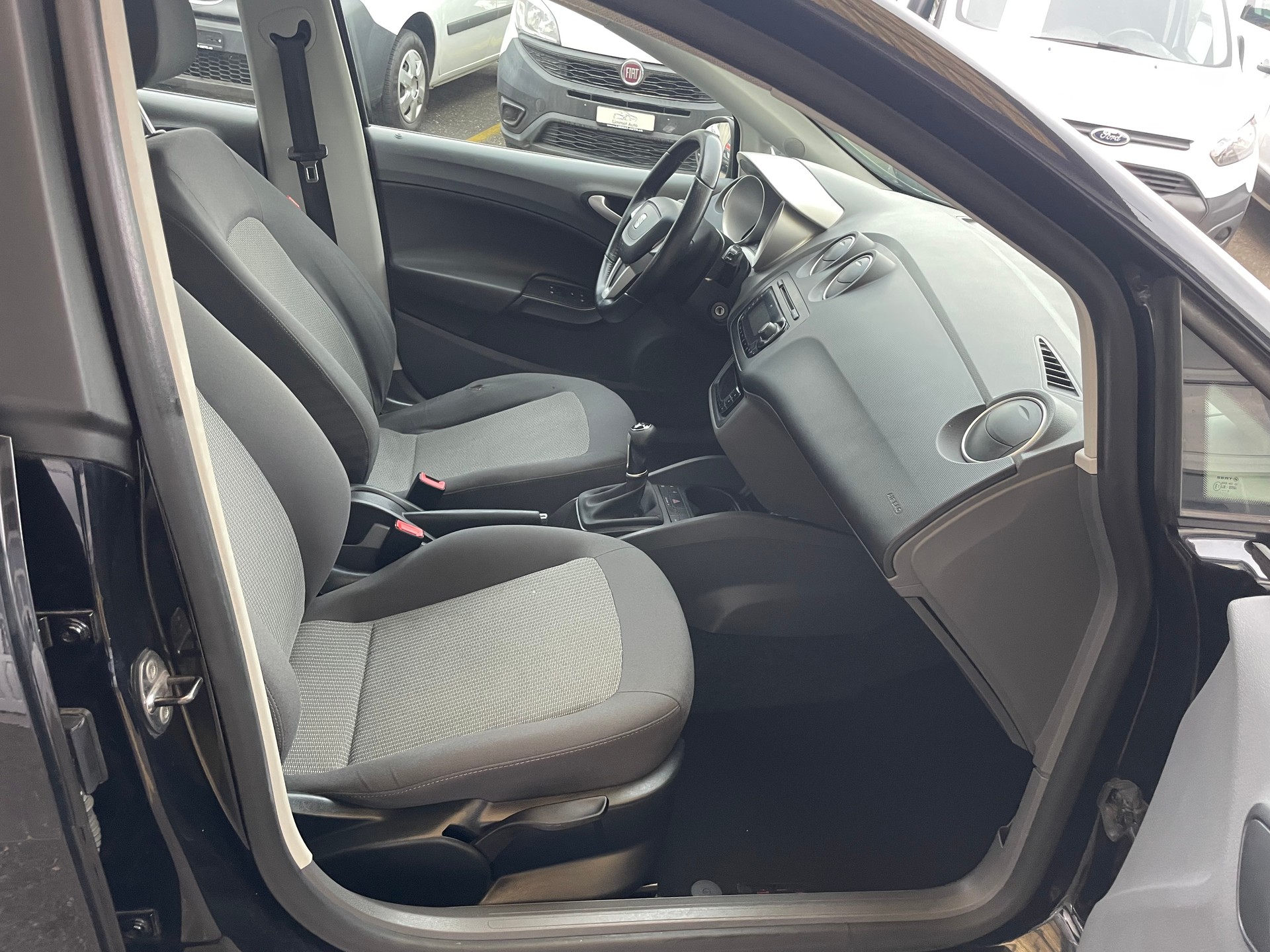 SEAT Ibiza 1.4 Style-image-11