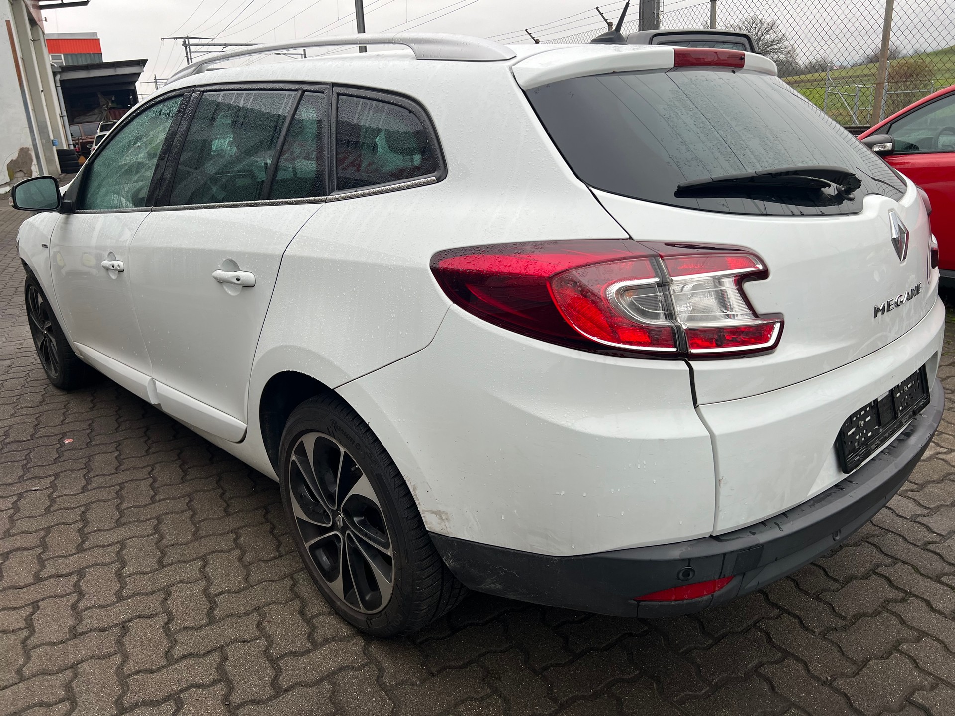 RENAULT Mégane Grandtour 1.5 dCi Bose-image-3