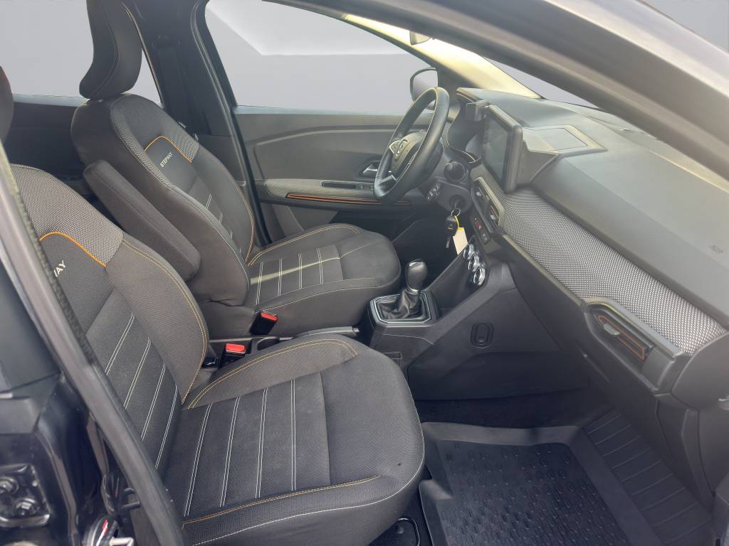 DACIA Sandero Stepway TCe 90 Comfort CVT-image-9