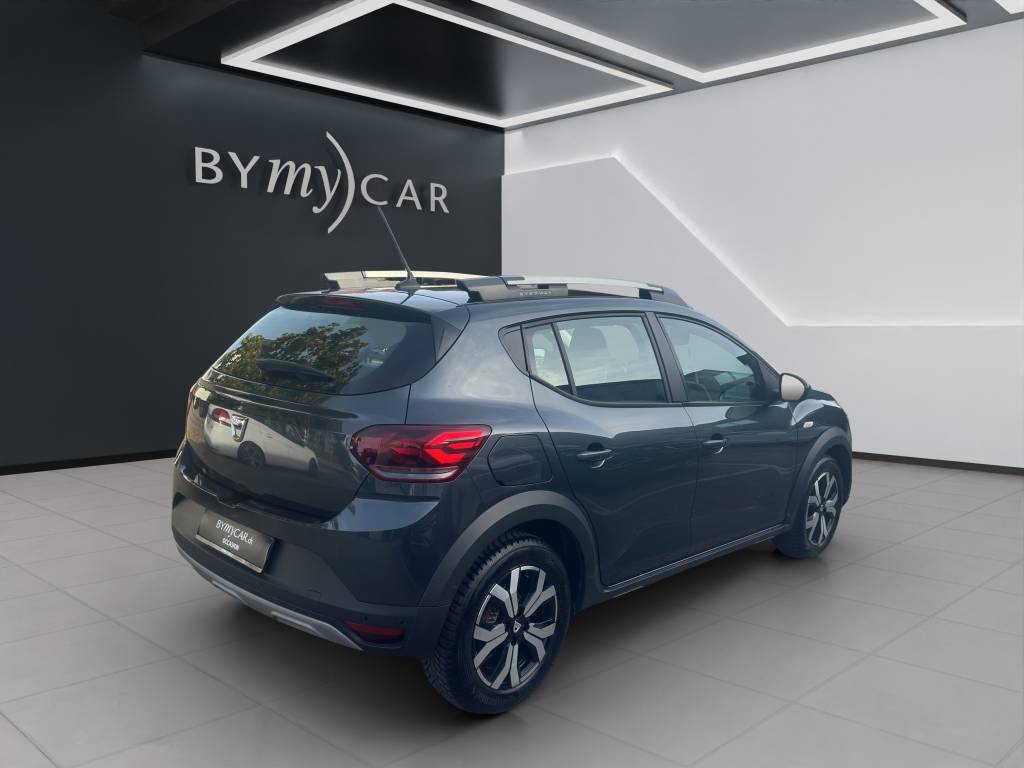 DACIA Sandero Stepway TCe 90 Comfort CVT-image-4