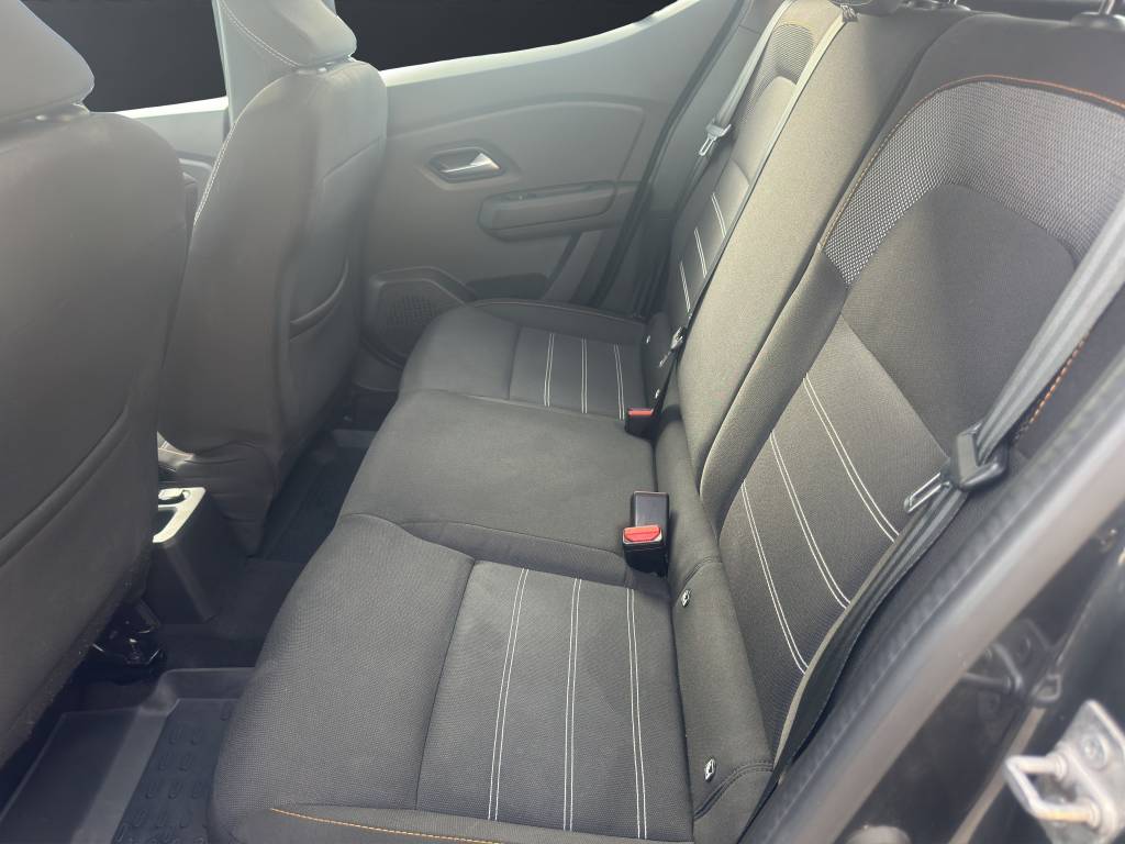 DACIA Sandero Stepway TCe 90 Comfort CVT-image-8